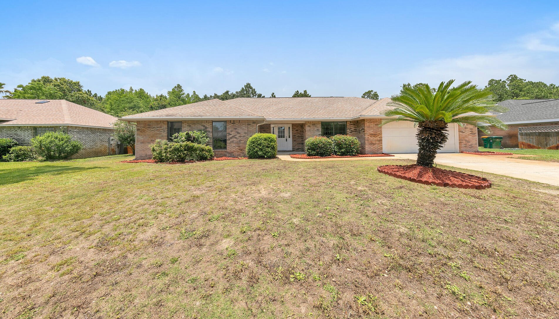 110 Long Pointe Dr, Mary Esther FL  32569-1343 exterior