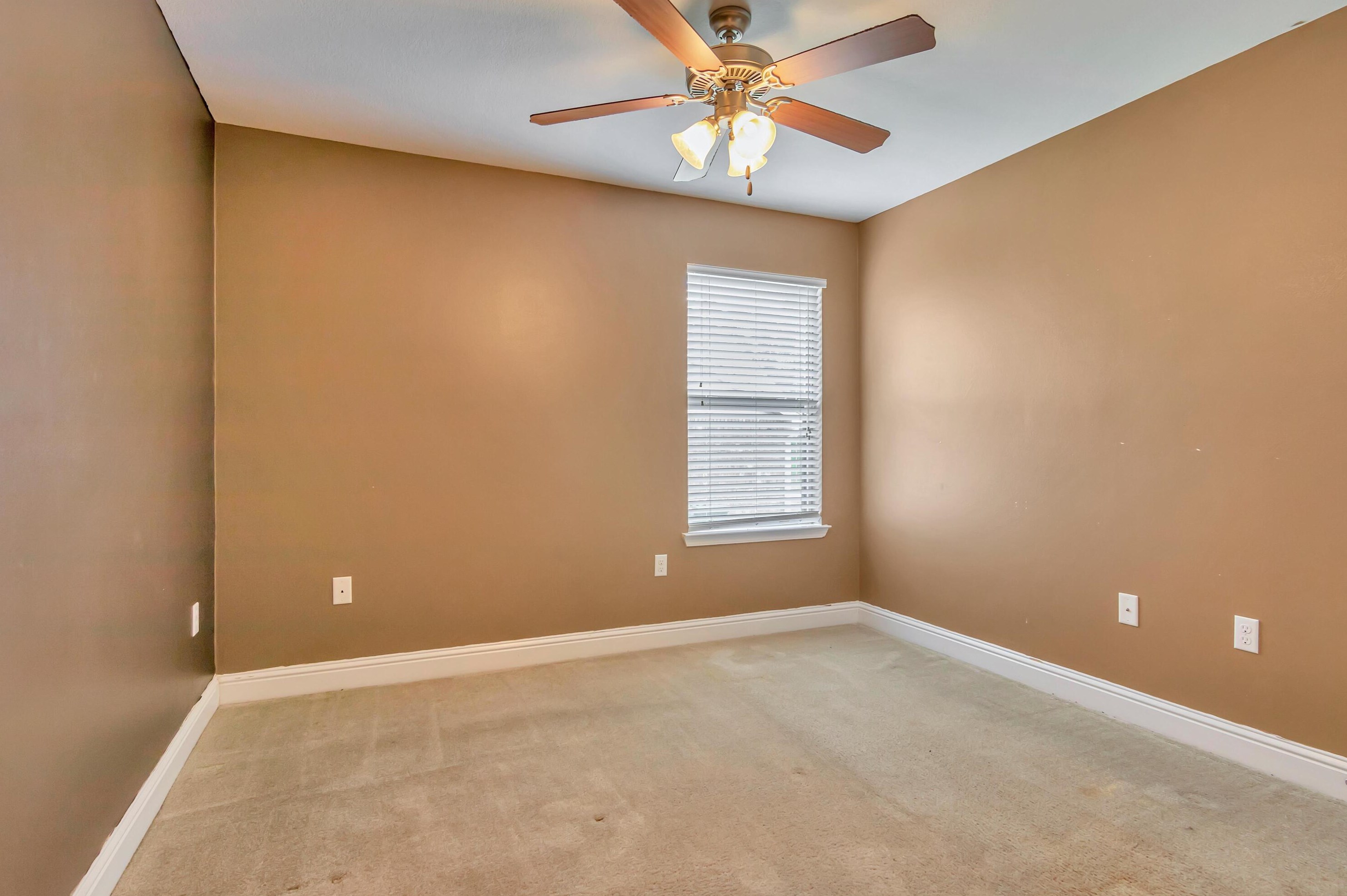 3003 Crown Creek Cir, Crestview FL  32539-9000 exterior