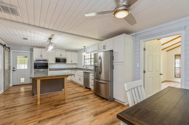 6181 Sunburst Dr, Crestview FL  32539-8200 exterior
