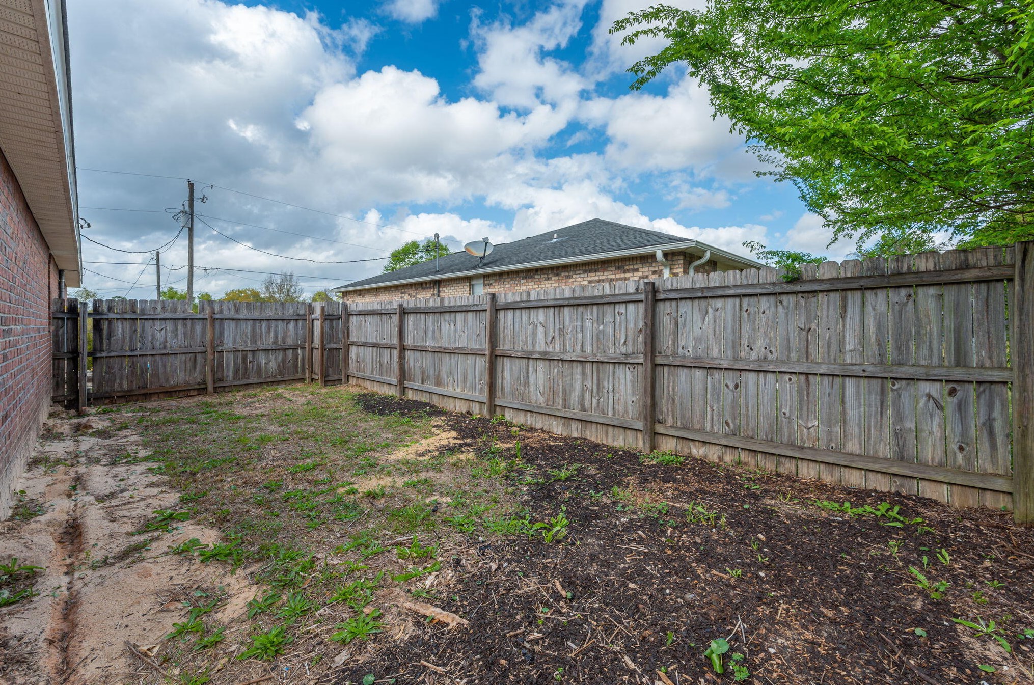 327 Egan Dr, Crestview FL  32536-5426 exterior