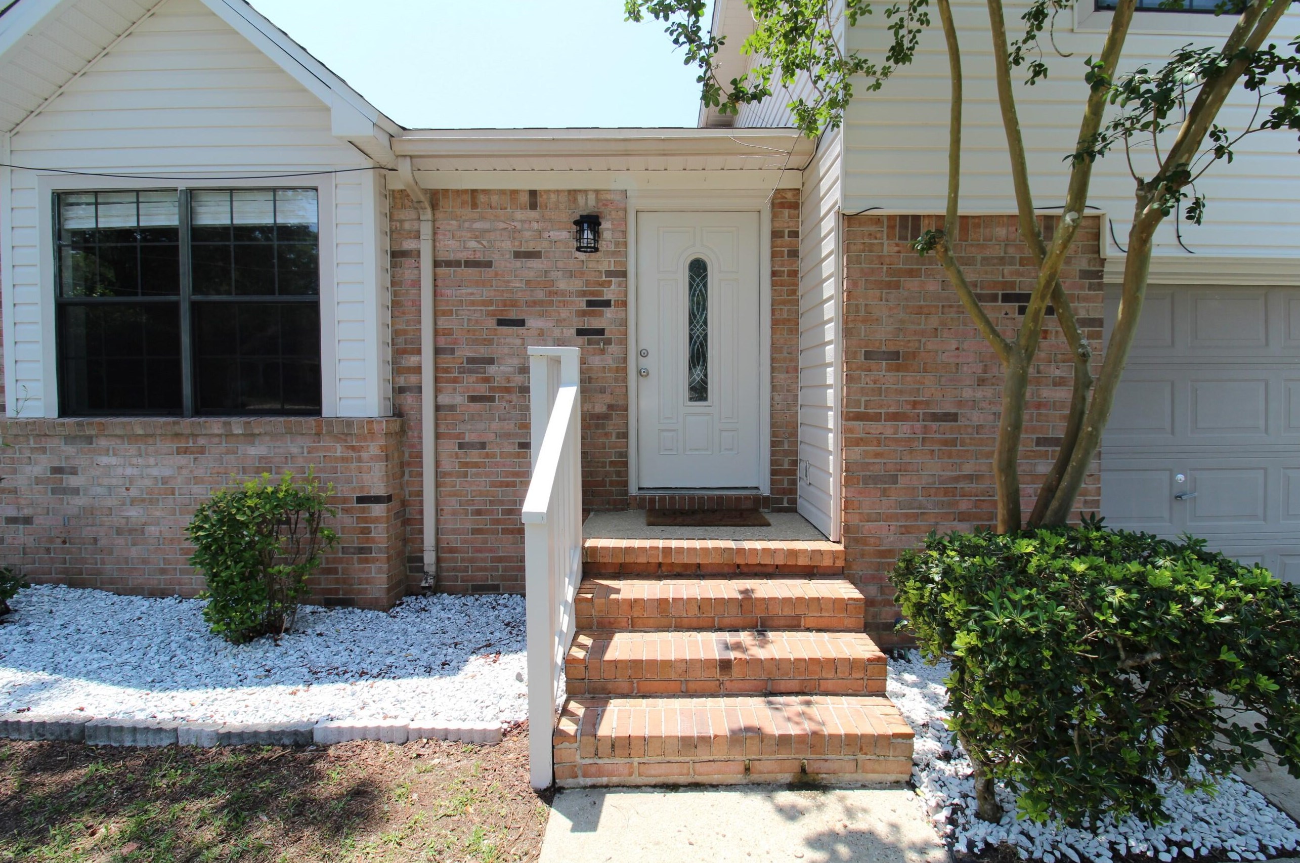 205 Southview Dr, Crestview FL  32536-5243 exterior