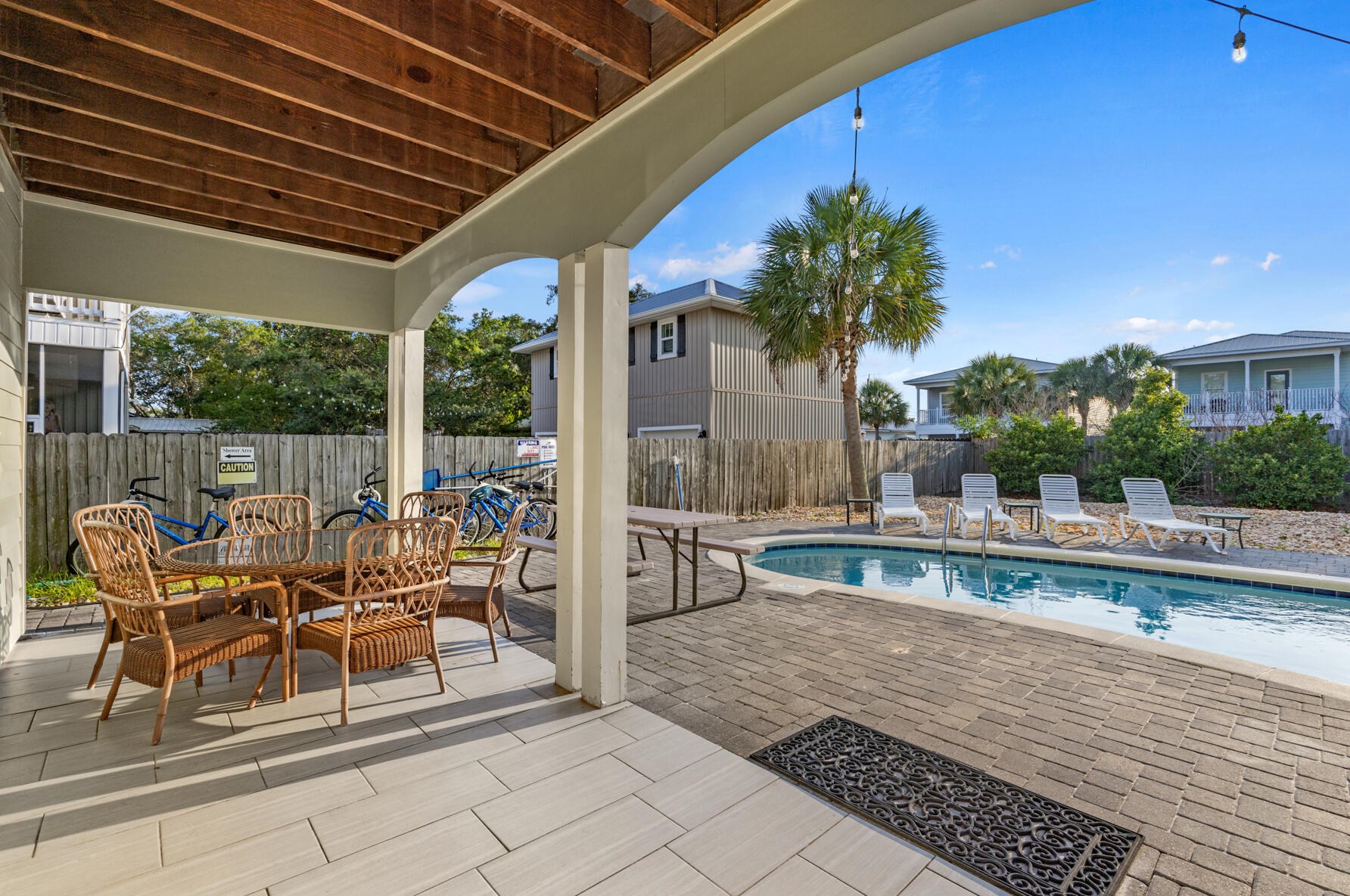 94 Dolphin St, Destin FL  32541-3647 exterior