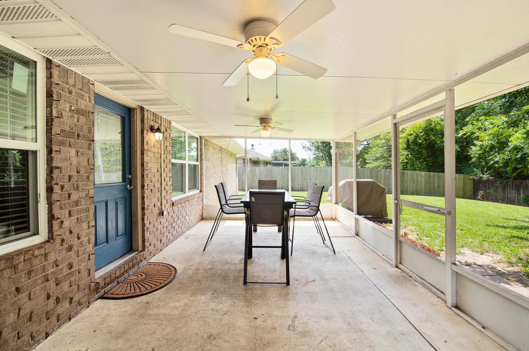 2816 Mohican Way, Crestview FL  32539-6398 exterior