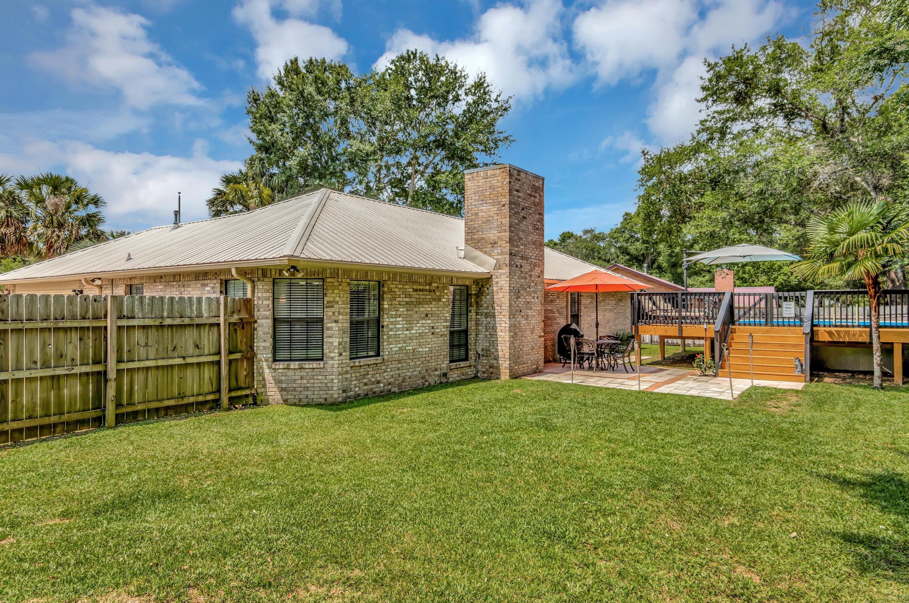4584 Scarlet Dr, Crestview FL  32539-6339 exterior