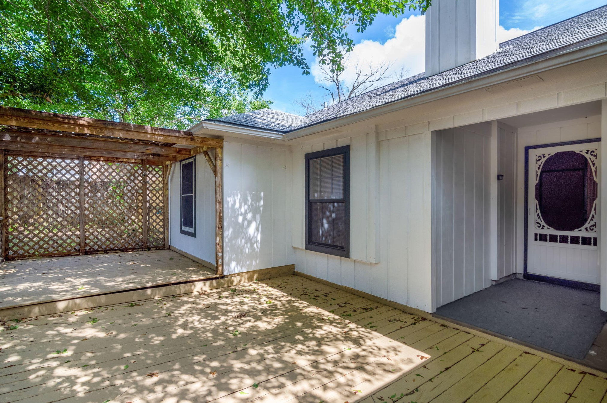 106 Claire Dr, Crestview FL  32536-9205 exterior