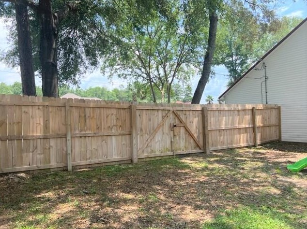 2804 Hogan Ln, Crestview FL  32539-8374 exterior