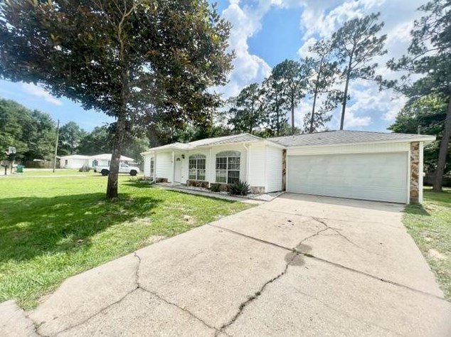 305 Runnymeade Dr, Crestview FL  32539-4916 exterior