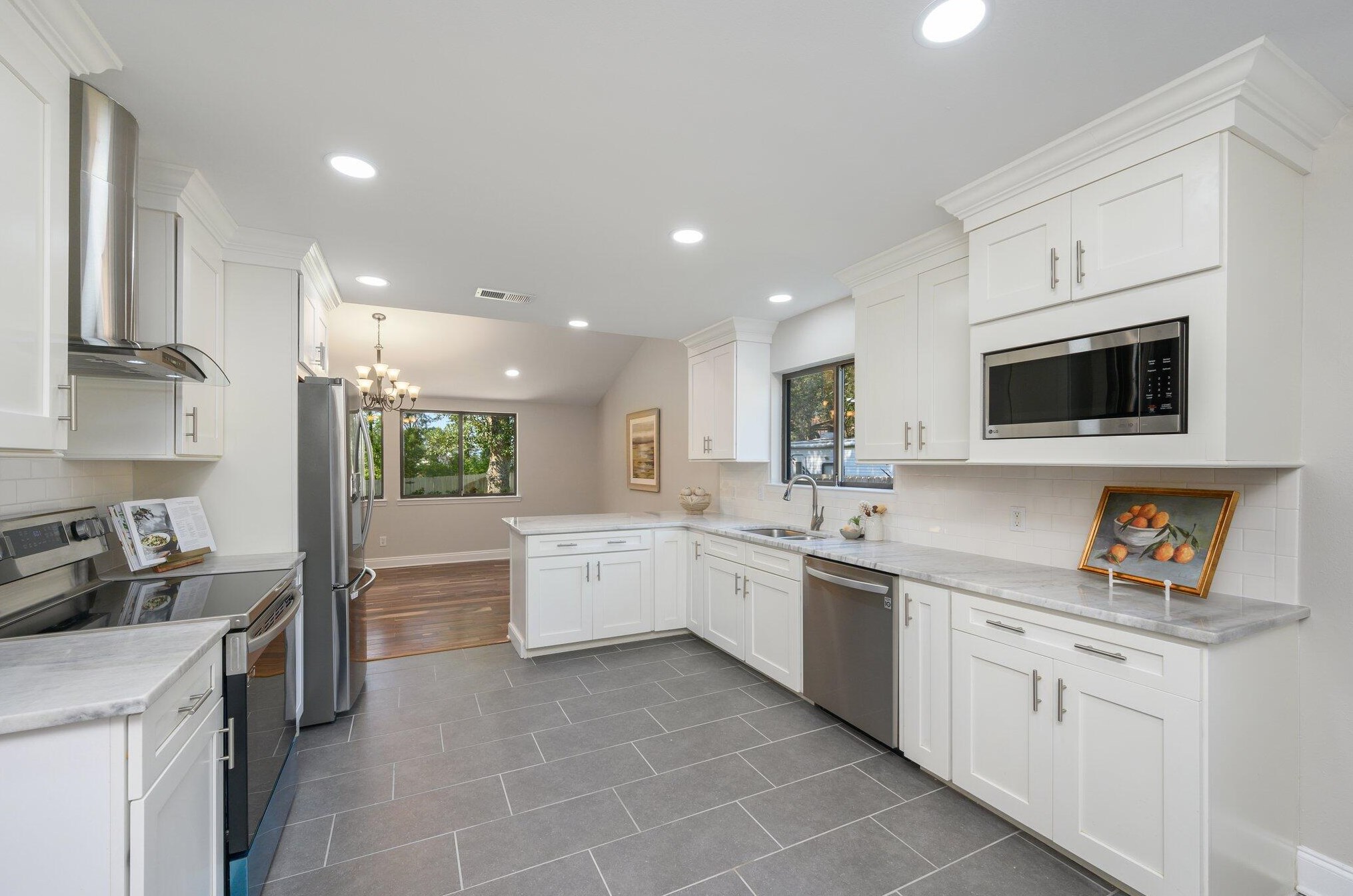 917 Lido Cir, Niceville FL  32578-4404 exterior