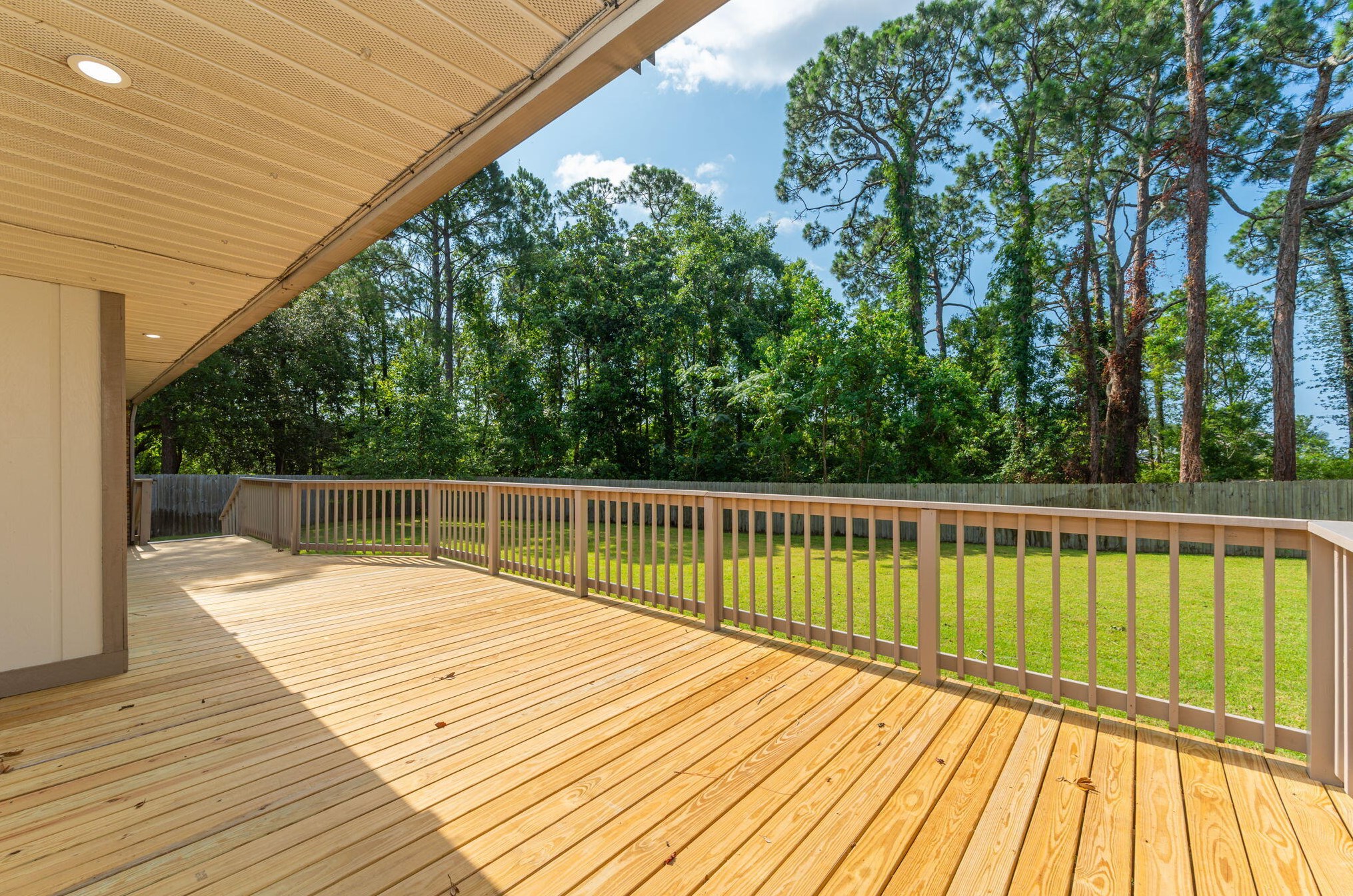 917 Lido Cir, Niceville FL  32578-4404 exterior