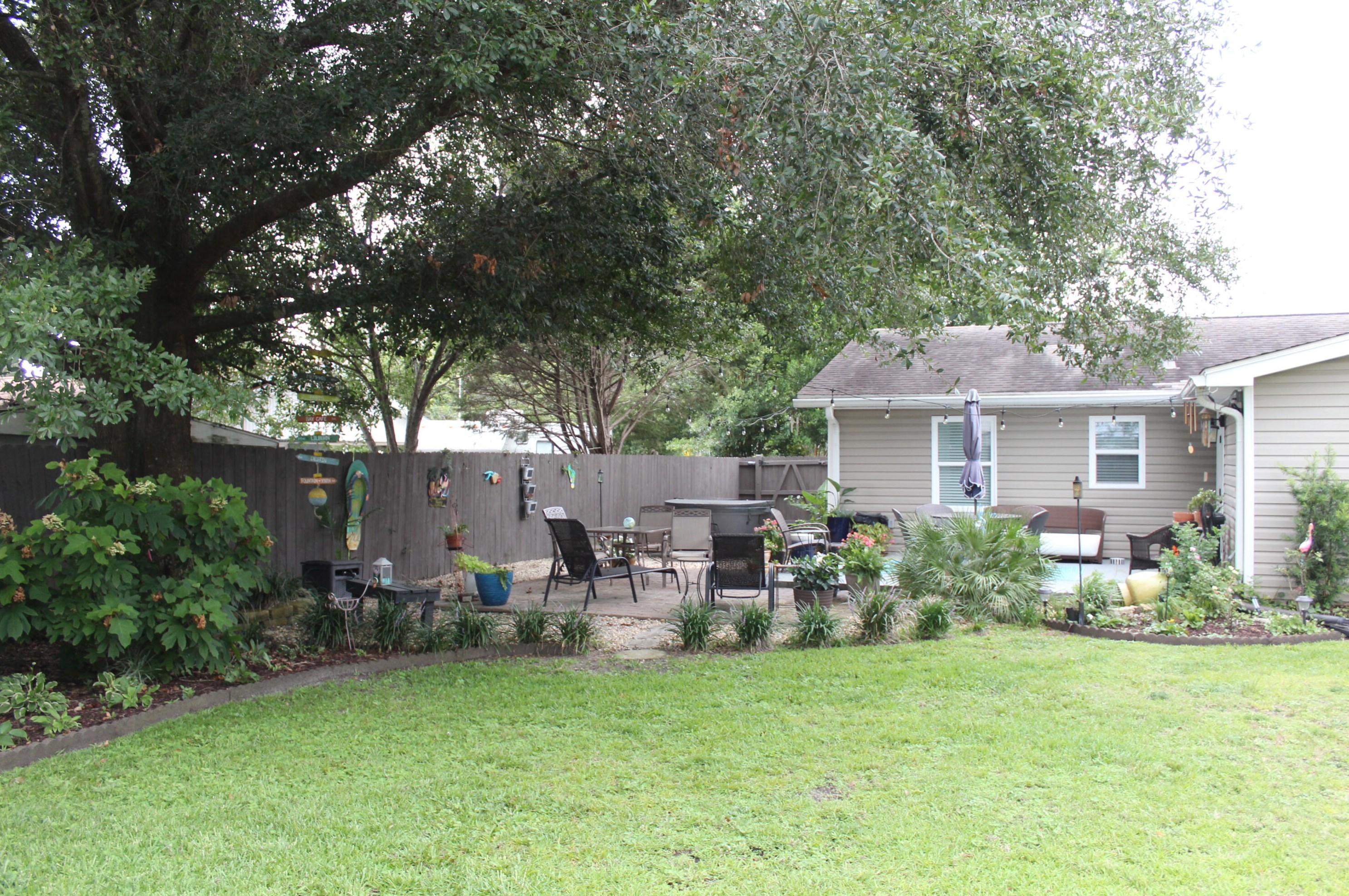 107 Memorial Pkwy, Fort Walton Beach FL  32548-4161 exterior