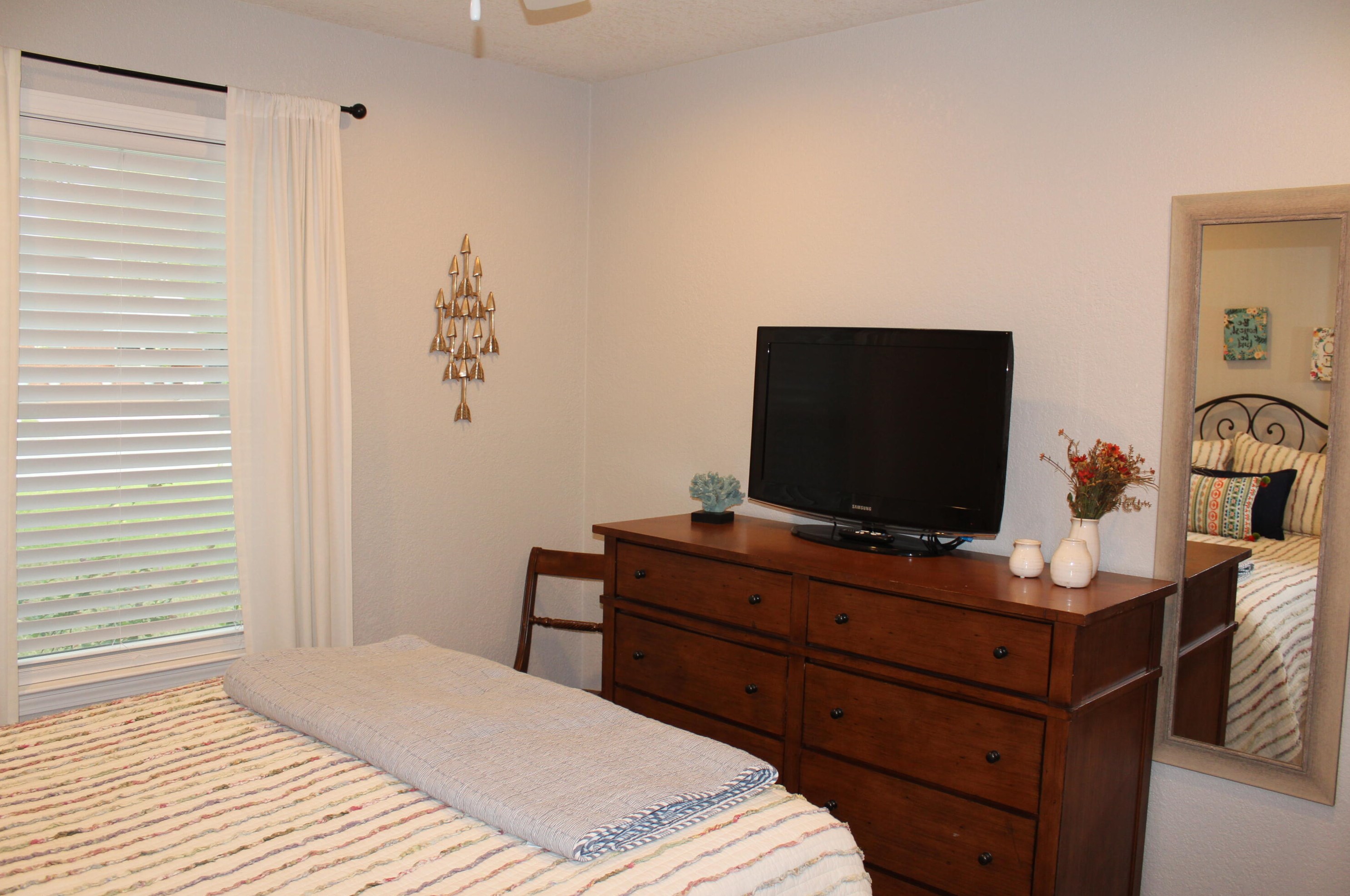 107 Memorial Pkwy, Fort Walton Beach FL  32548-4161 exterior