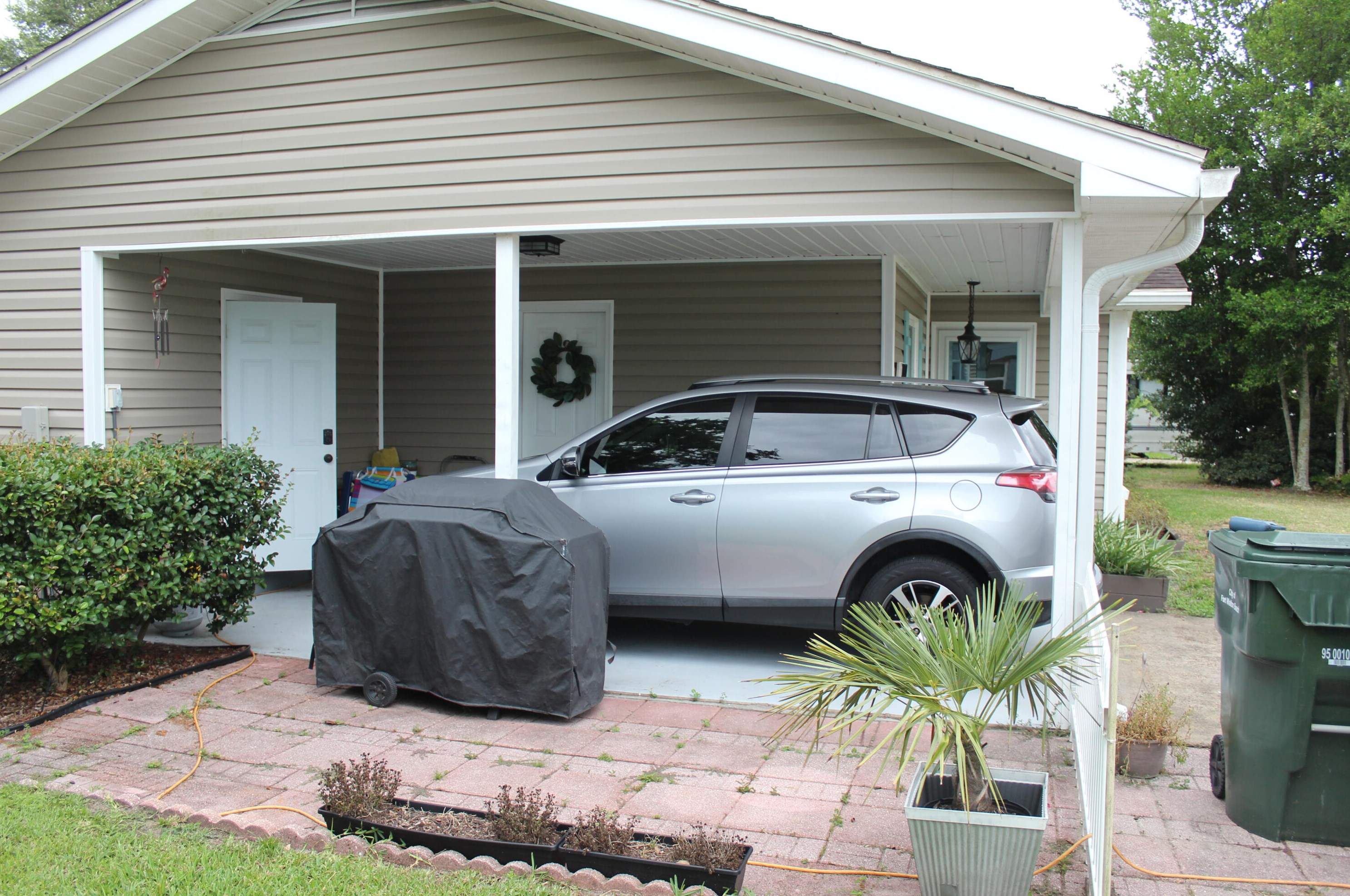 107 Memorial Pkwy, Fort Walton Beach FL  32548-4161 exterior