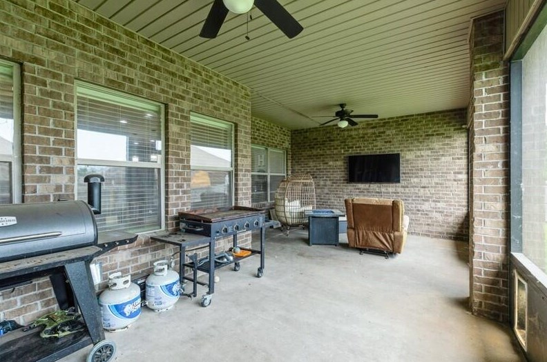 308 Windmill Way, Crestview FL  32536-5603 exterior