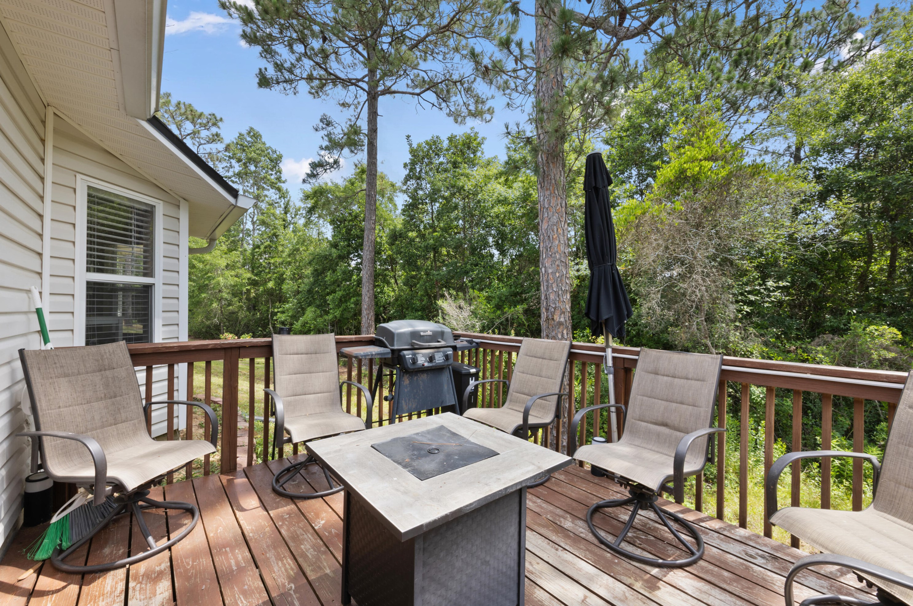143 Sandstone Trl, Crestview FL  32539-5793 exterior