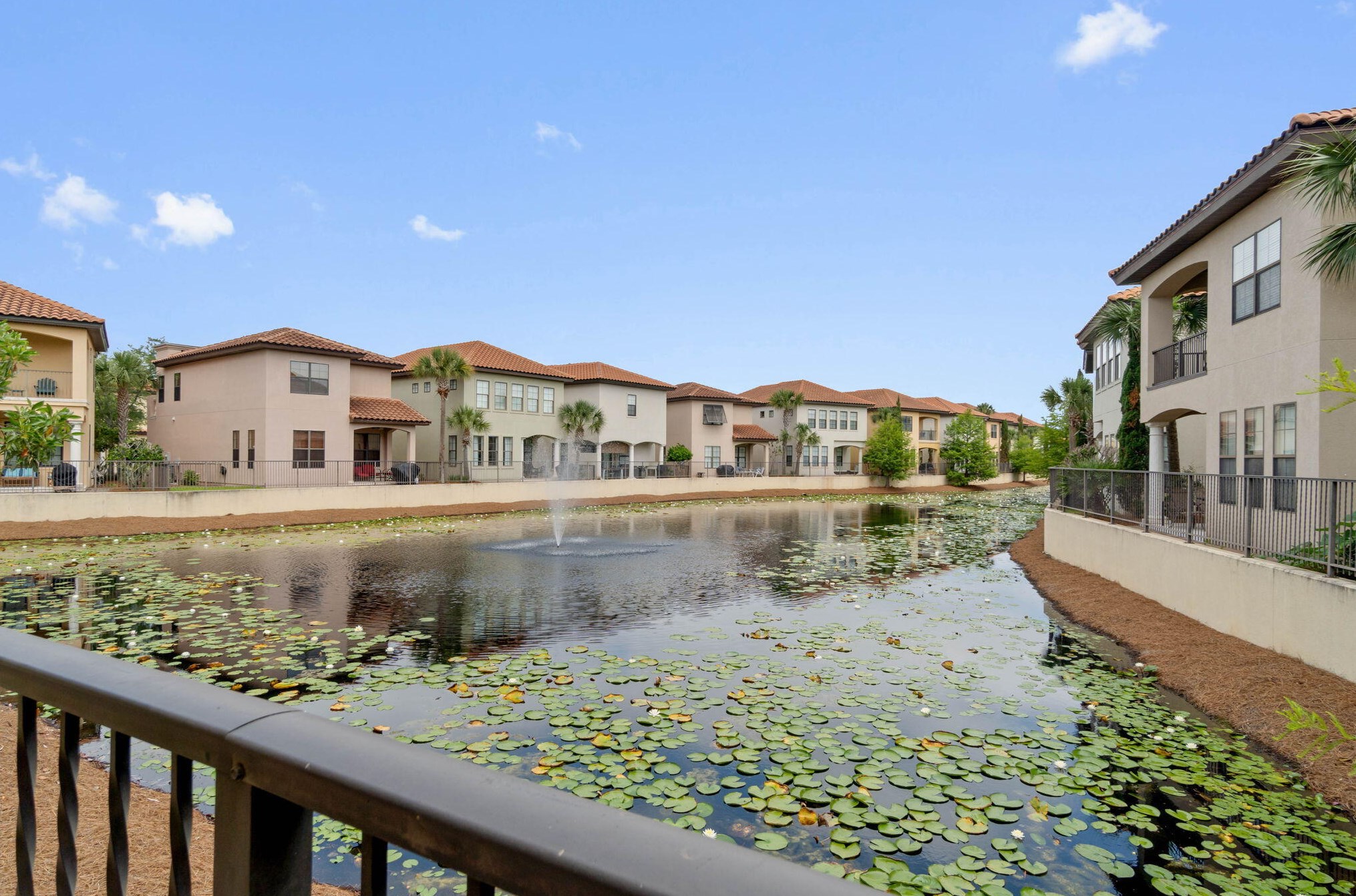 1955 Baytowne Loop, Destin FL 32550-5894 exterior