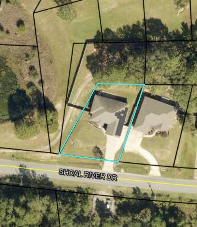 420 Shoal River Dr, Crestview FL  32539-8372 exterior