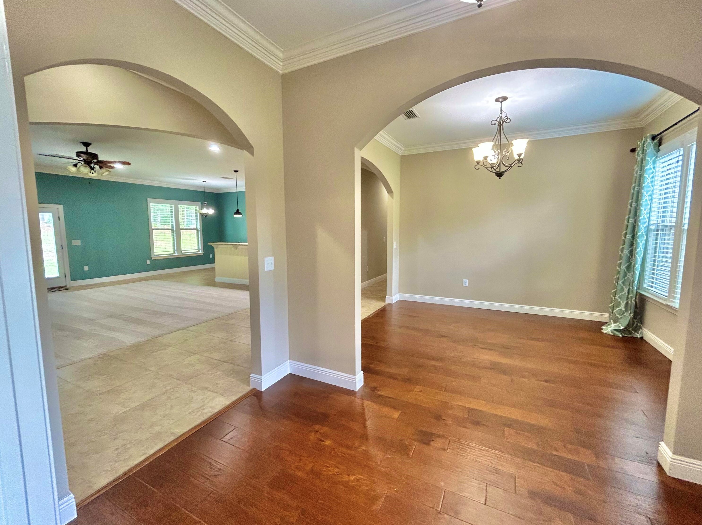 420 Shoal River Dr, Crestview FL  32539-8372 exterior