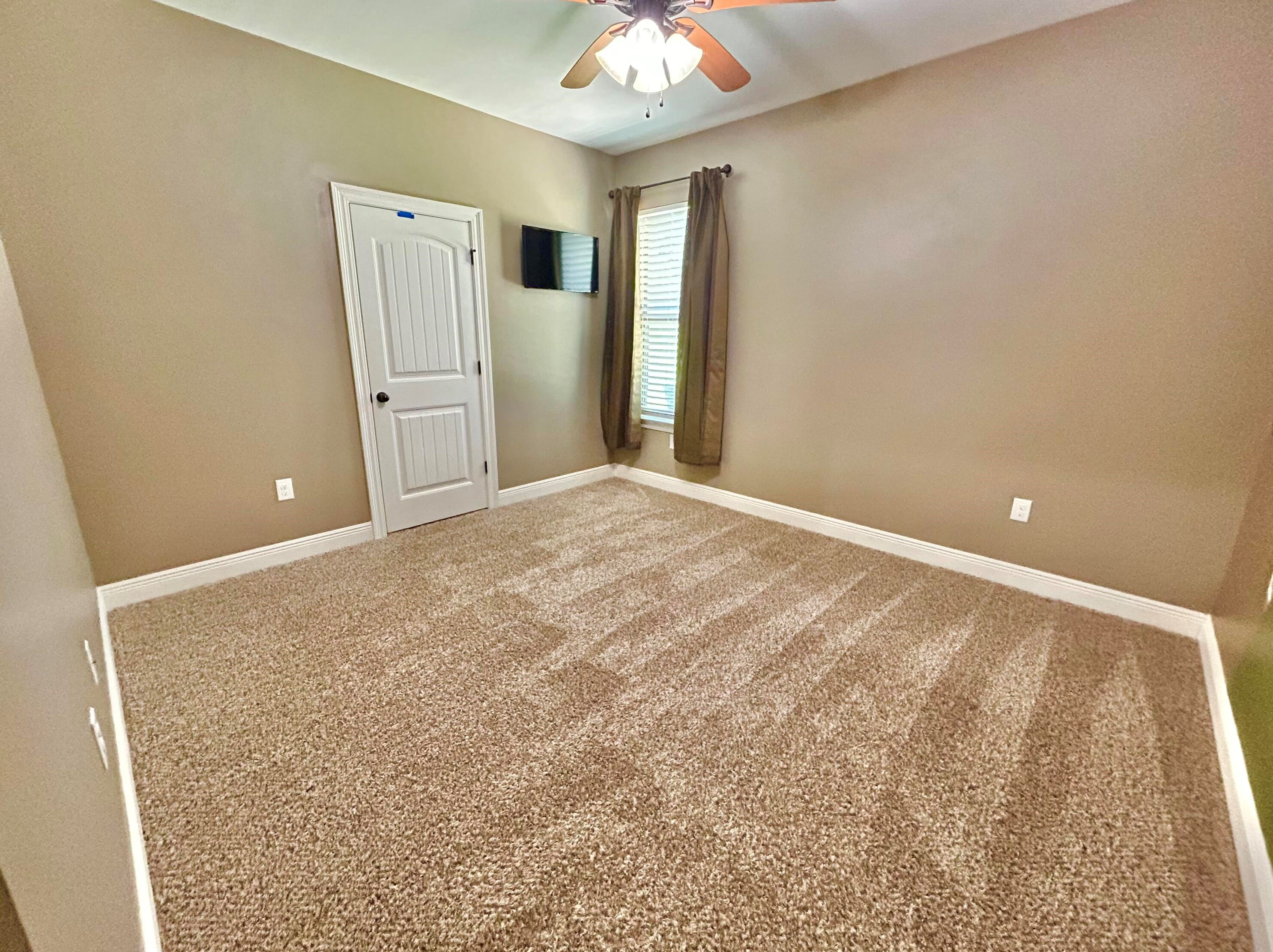 420 Shoal River Dr, Crestview FL  32539-8372 exterior