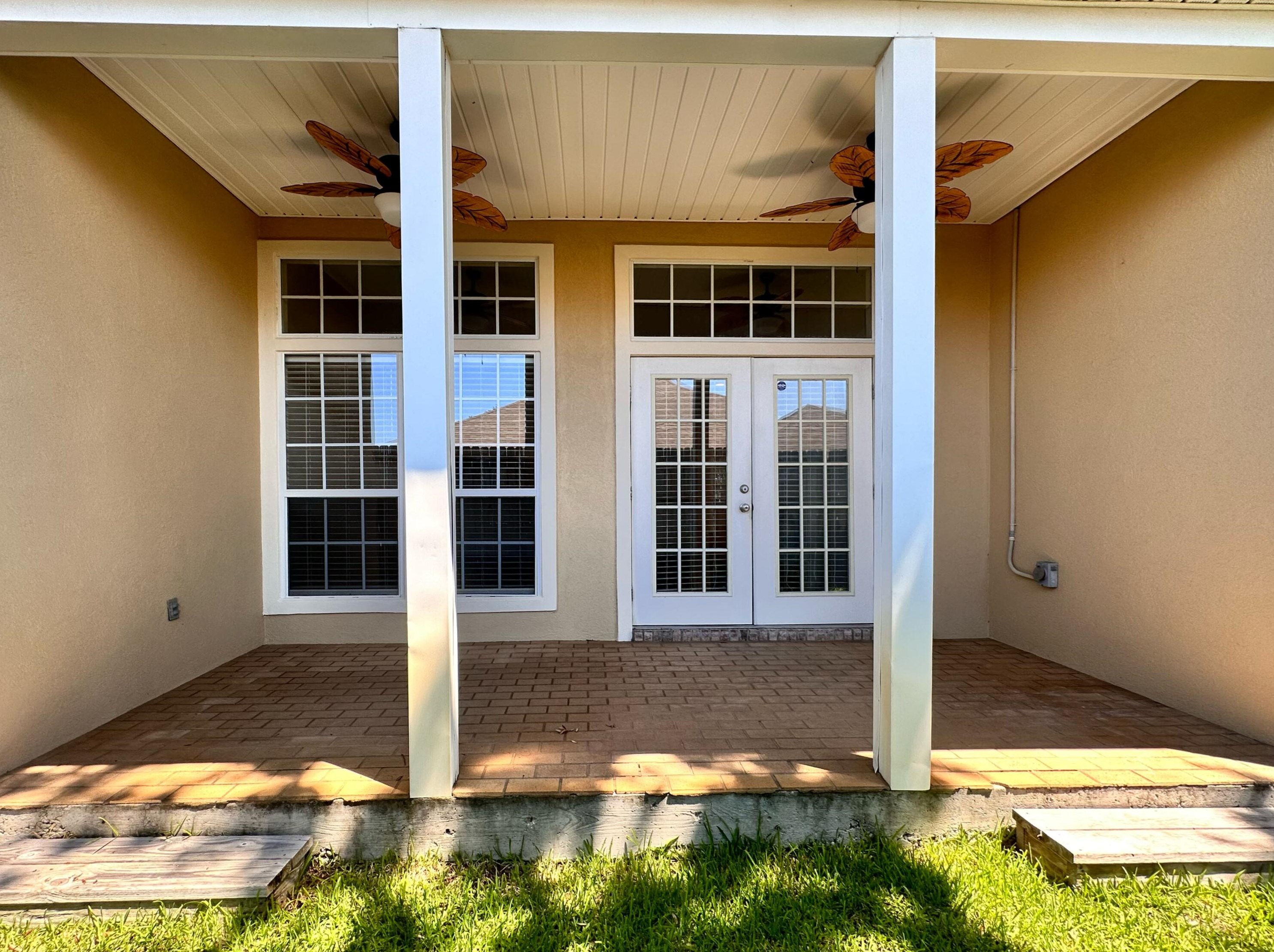 1532 Venice Ave, Fort Walton Beach FL  32547-5739 exterior