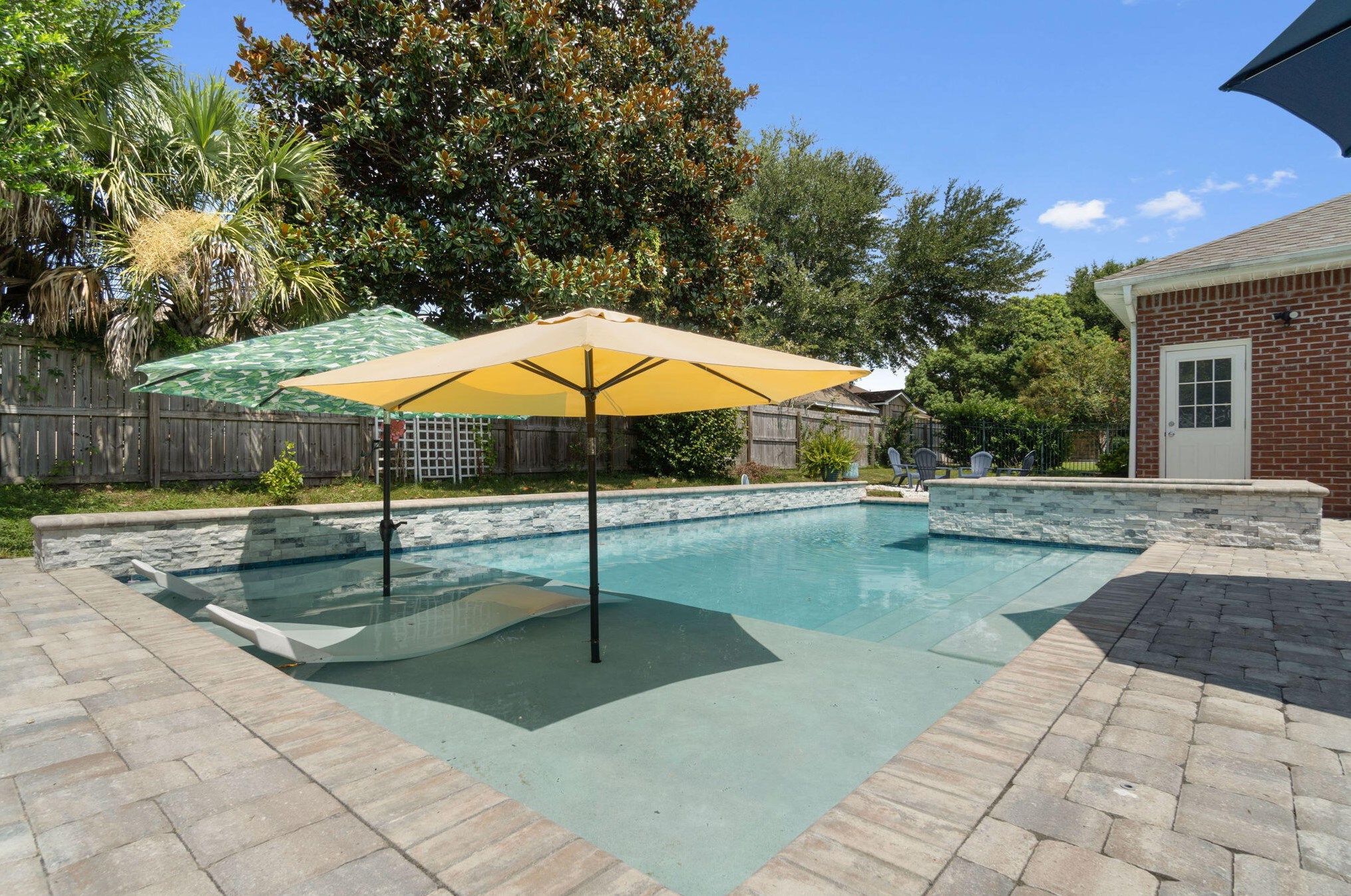 2895 Chanterelle Cv, Crestview FL  32539-4356 exterior