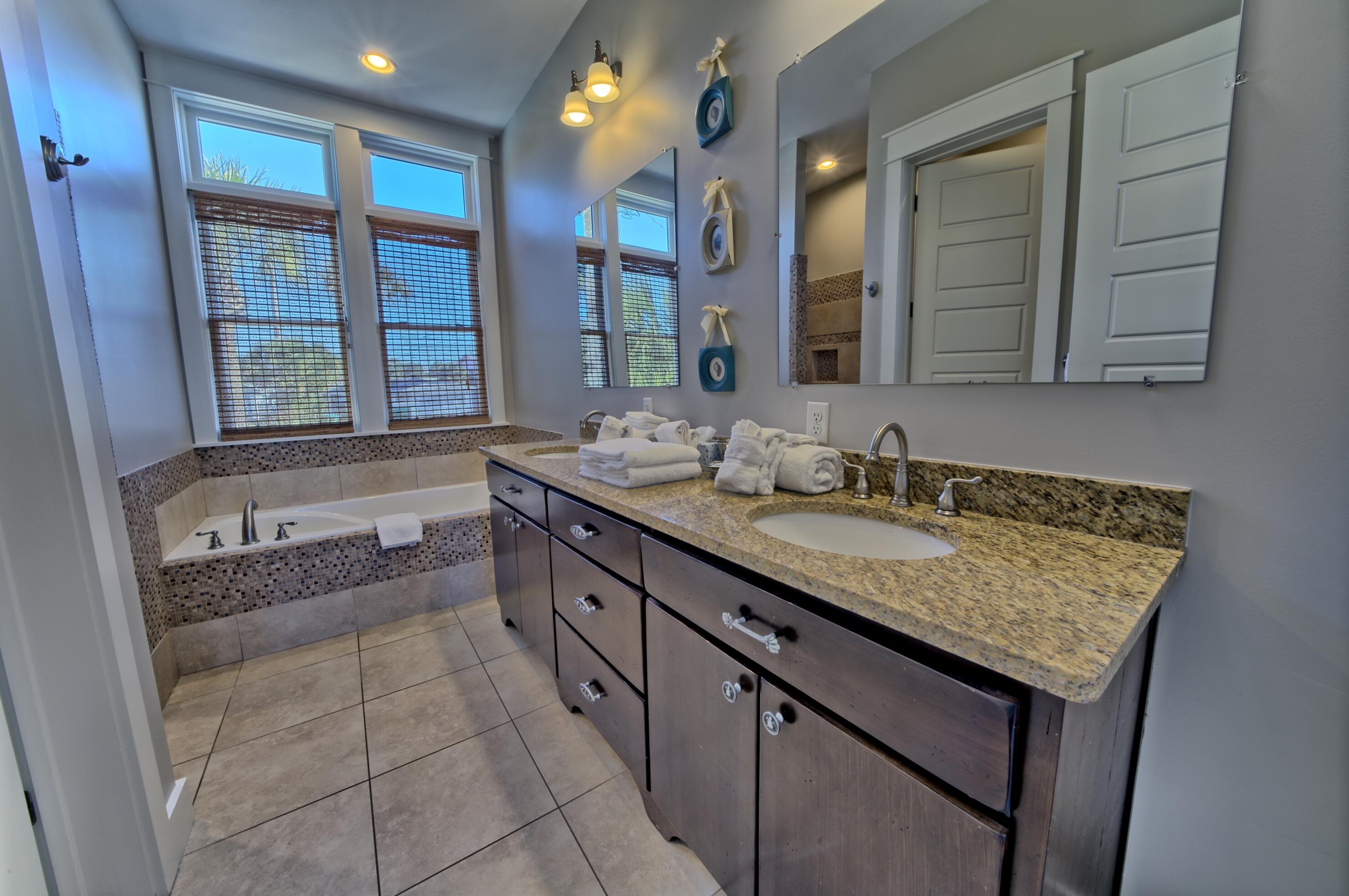 17817 Front Beach Rd, Panama City FL  32413-1941 exterior