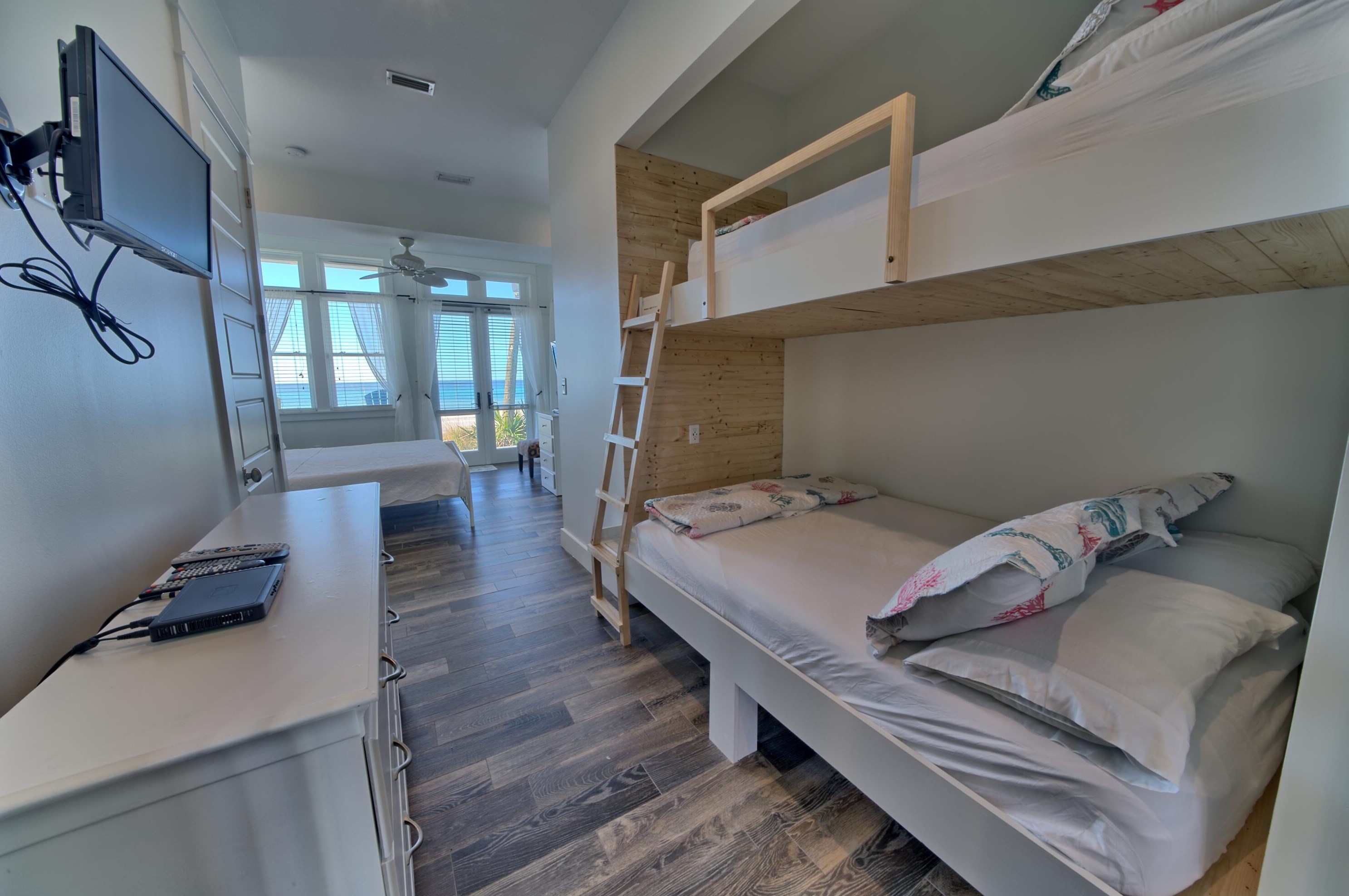 17817 Front Beach Rd, Panama City FL  32413-1941 exterior