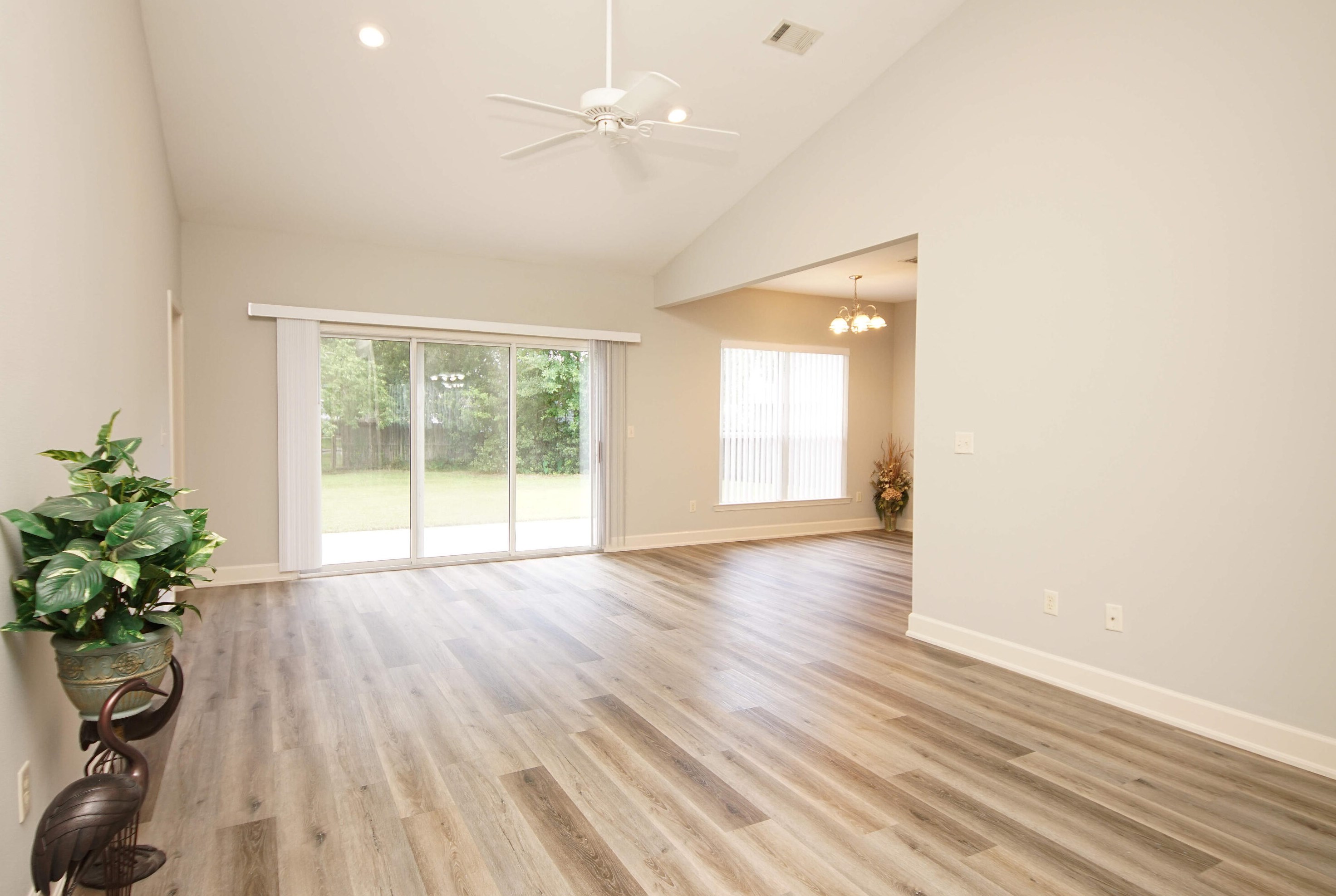 1905 Oak Ave, Niceville FL  32578-3611 exterior