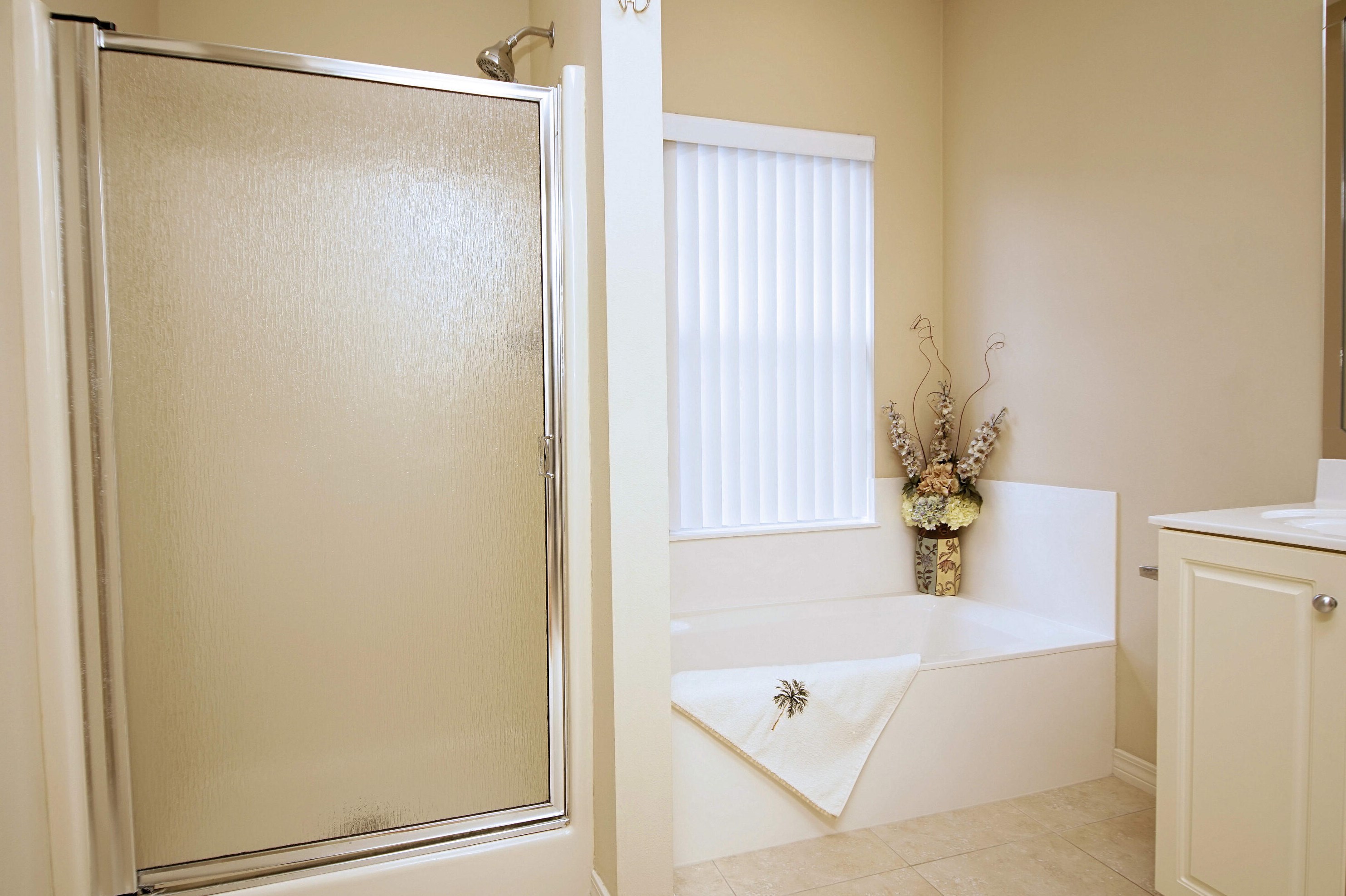 1905 Oak Ave, Niceville FL  32578-3611 exterior