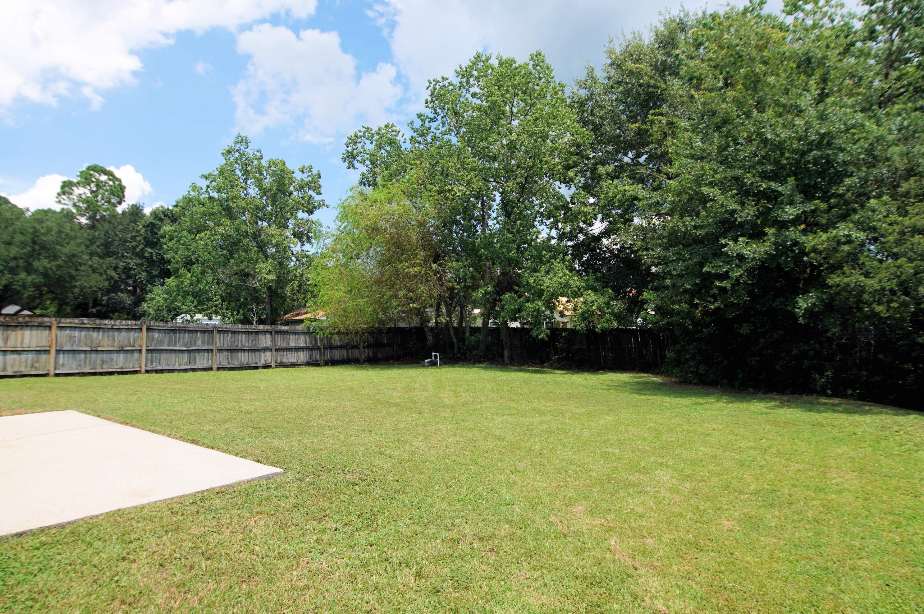 1905 Oak Ave, Niceville FL  32578-3611 exterior