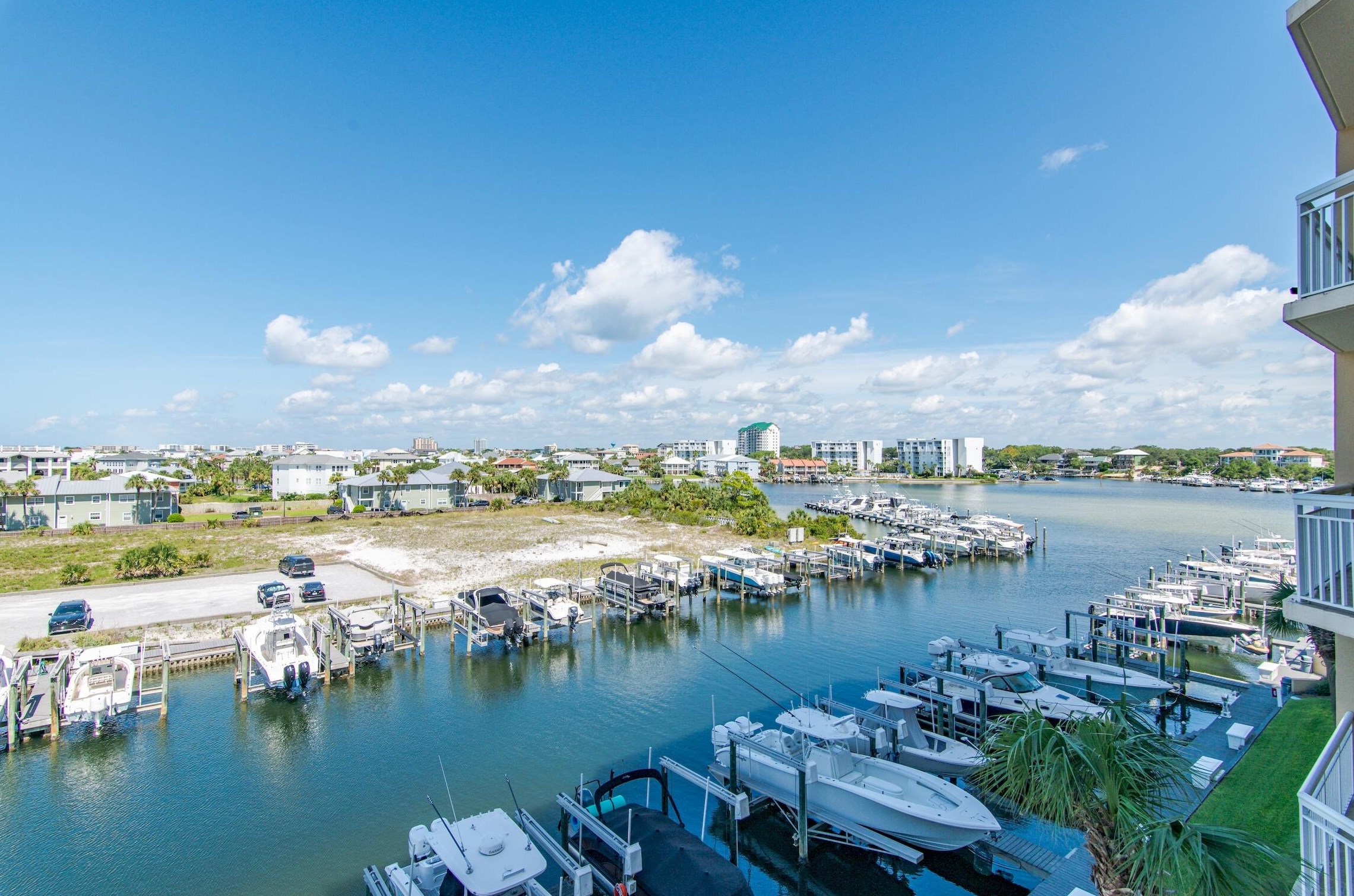 725 Gulf Shore Dr, Destin FL  32541-3220 exterior