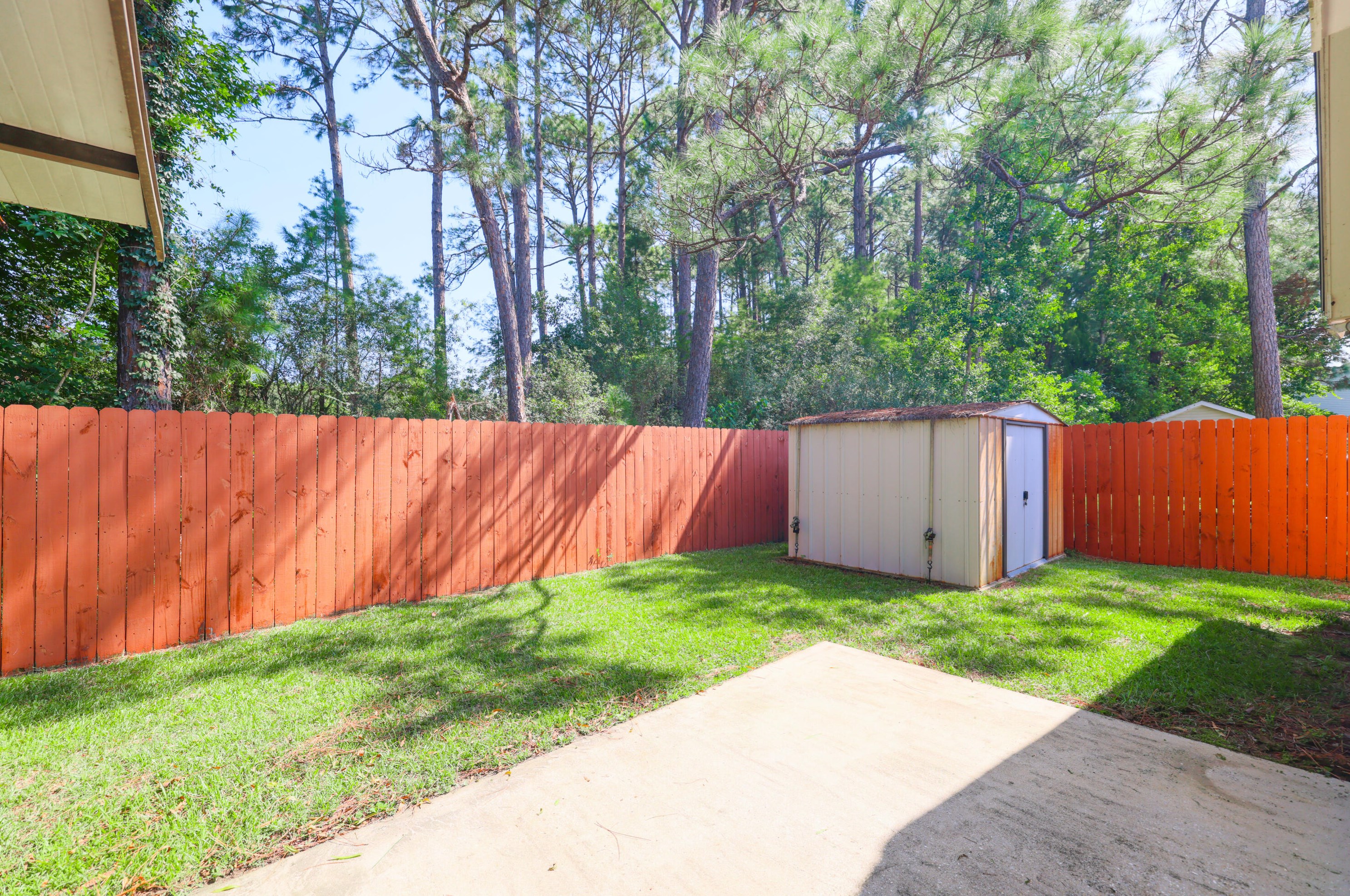 2909 Bentwood Ln, Fort Walton Beach FL  32547-6855 exterior