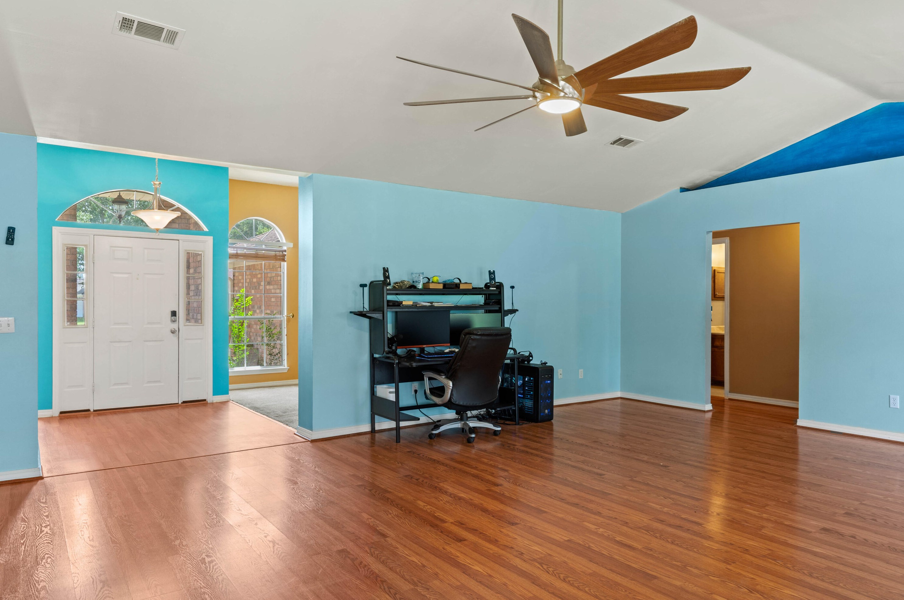 322 Riverchase Blvd, Crestview FL  32536-9217 exterior