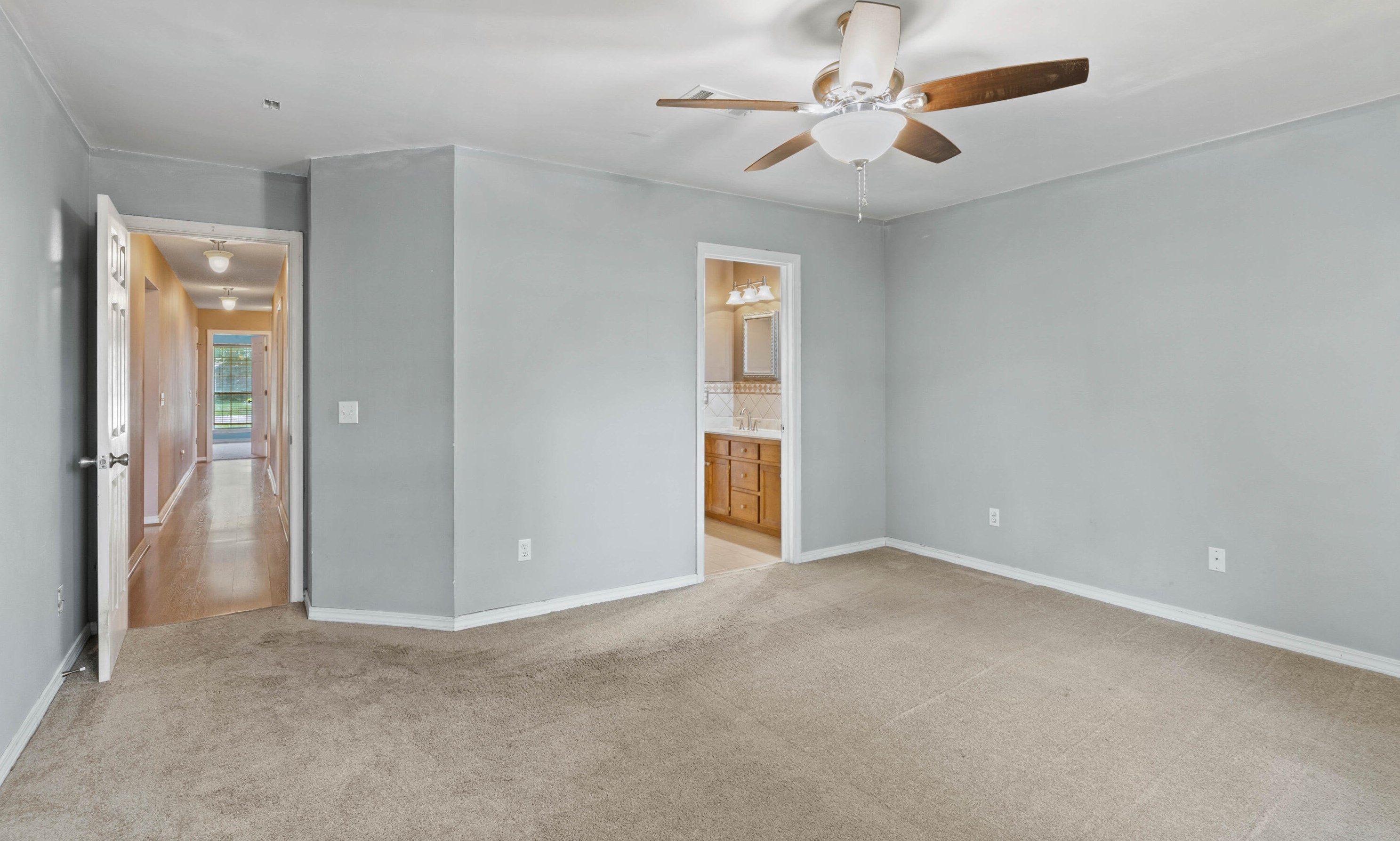 322 Riverchase Blvd, Crestview FL  32536-9217 exterior