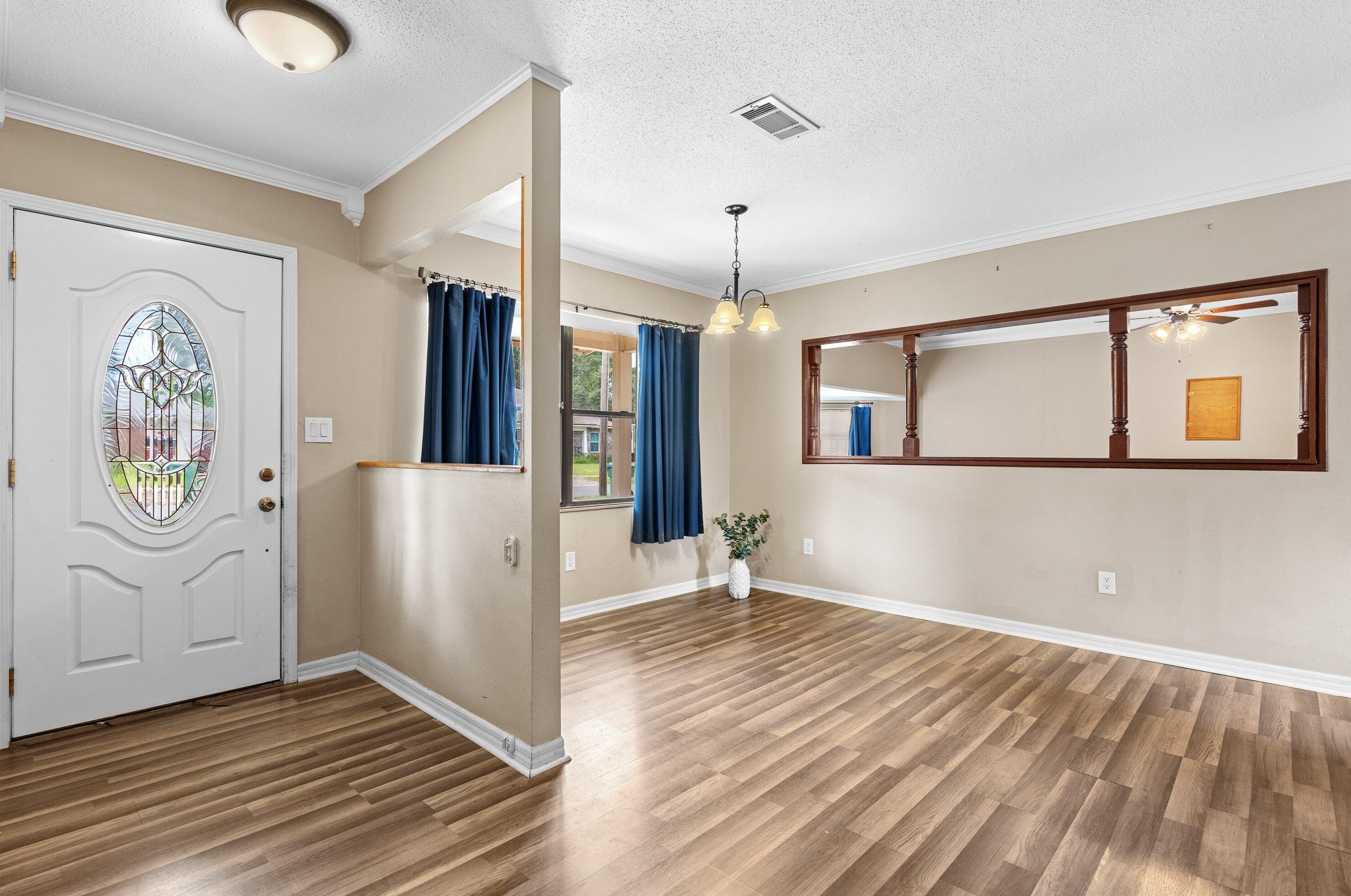 319 23rd St, Niceville FL  32578-3202 exterior