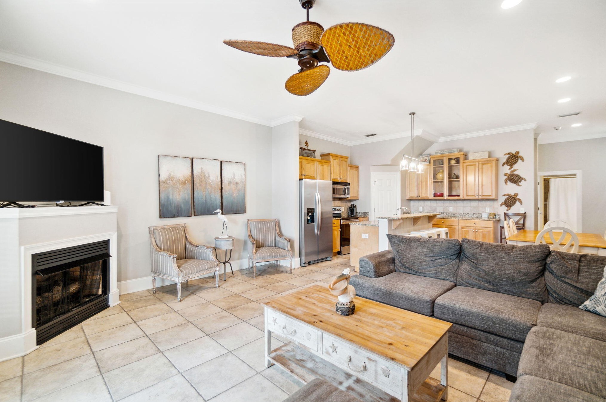 7420 Thomas Dr, Panama City FL 32408-4001 exterior