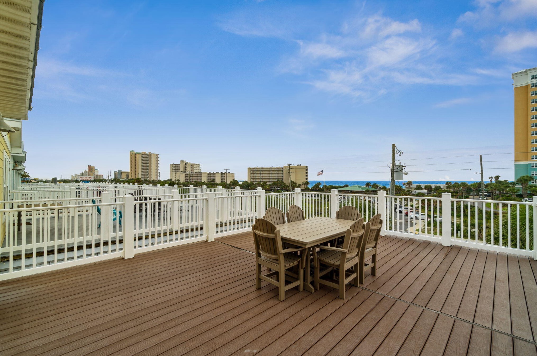 7420 Thomas Dr, Panama City FL 32408-4001 exterior