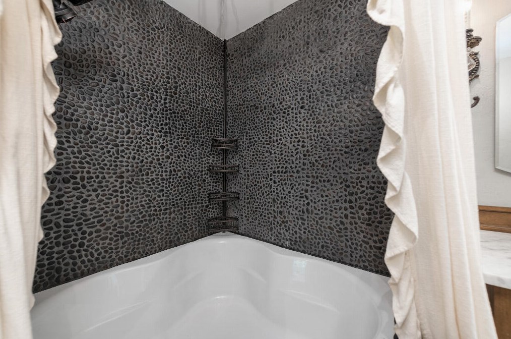 821 Weeden Island Dr, Niceville FL  32578-3724 exterior