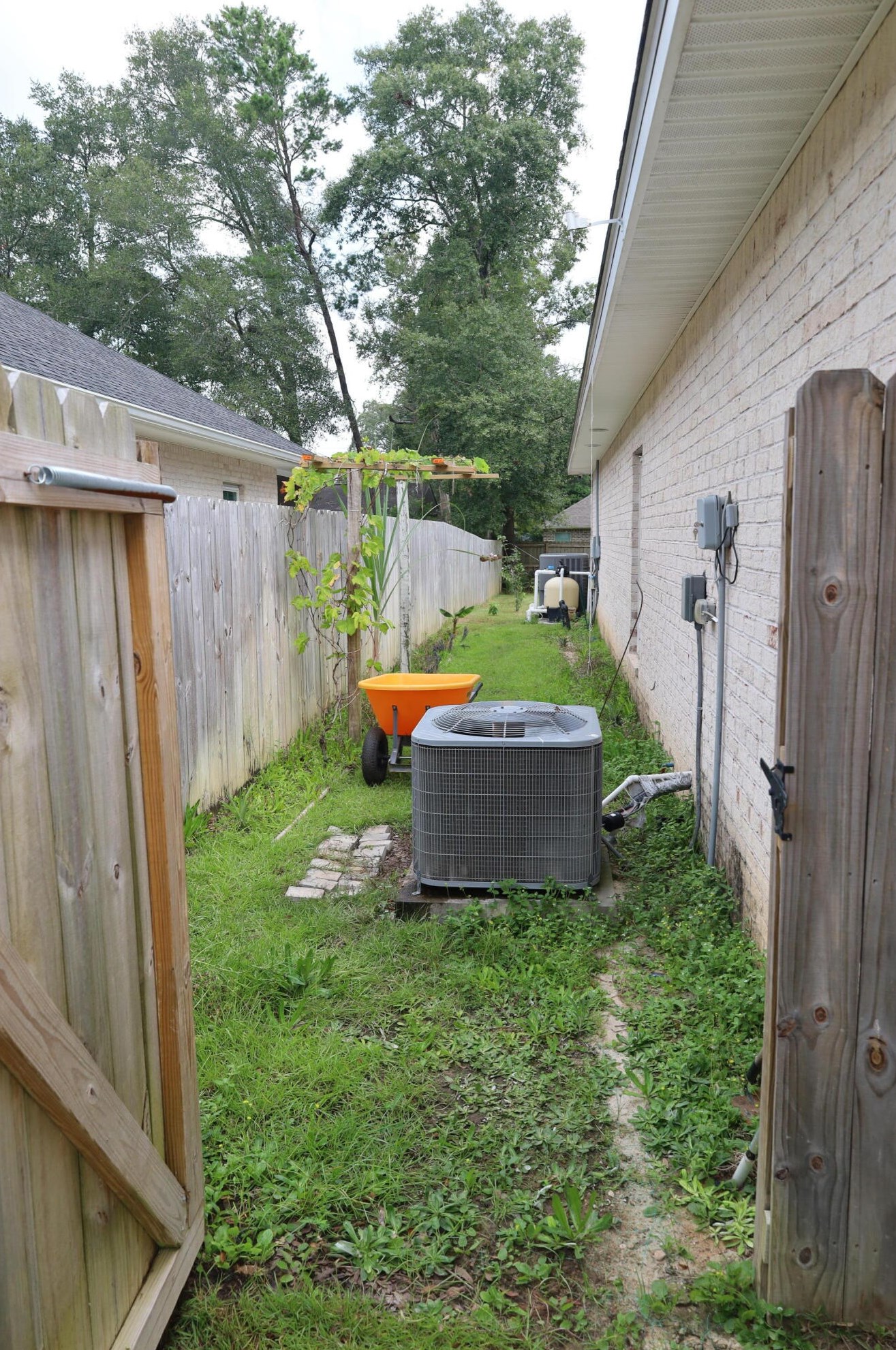 114 Sasser St, Niceville FL  32578-3229 exterior