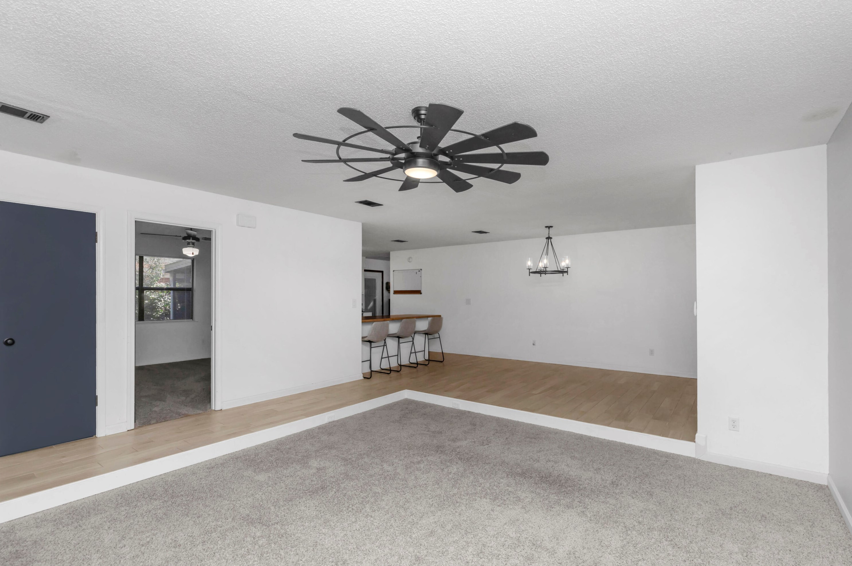 736 Butler Dr, Fort Walton Beach FL  32548-3810 exterior
