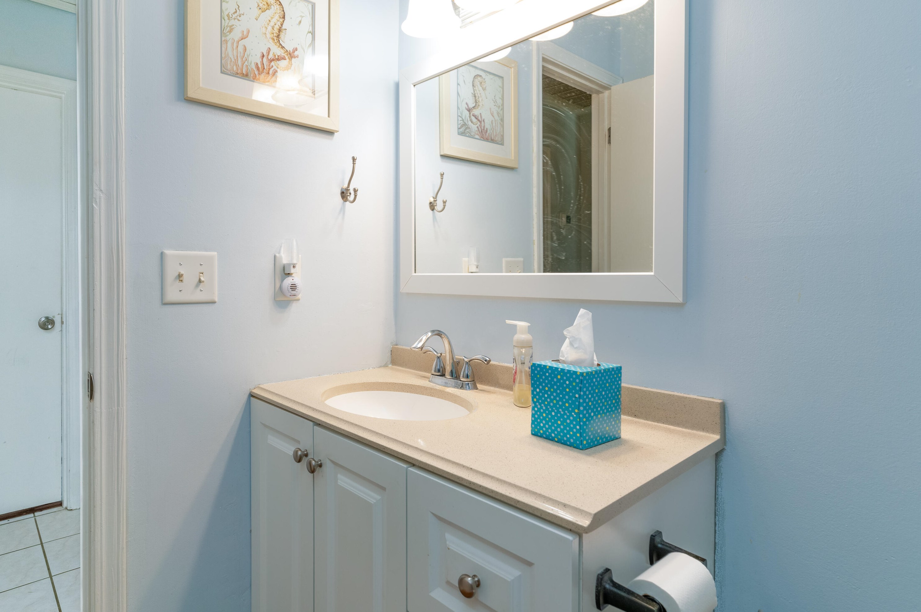 1039 Blvd De Ln Parisienne, Mary Esther FL  32569-2312 exterior