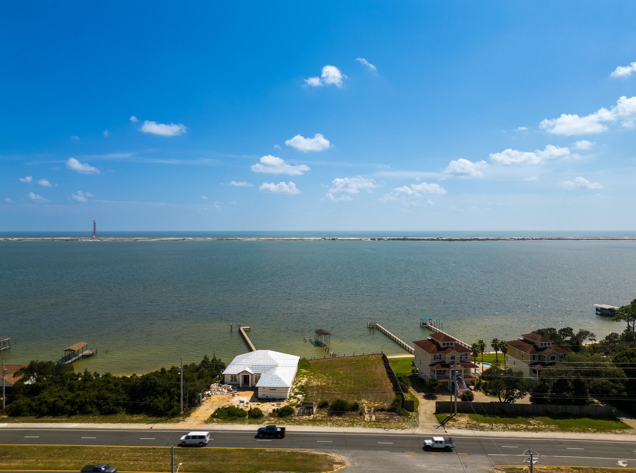 1039 Blvd De Ln Parisienne, Mary Esther FL  32569-2312 exterior