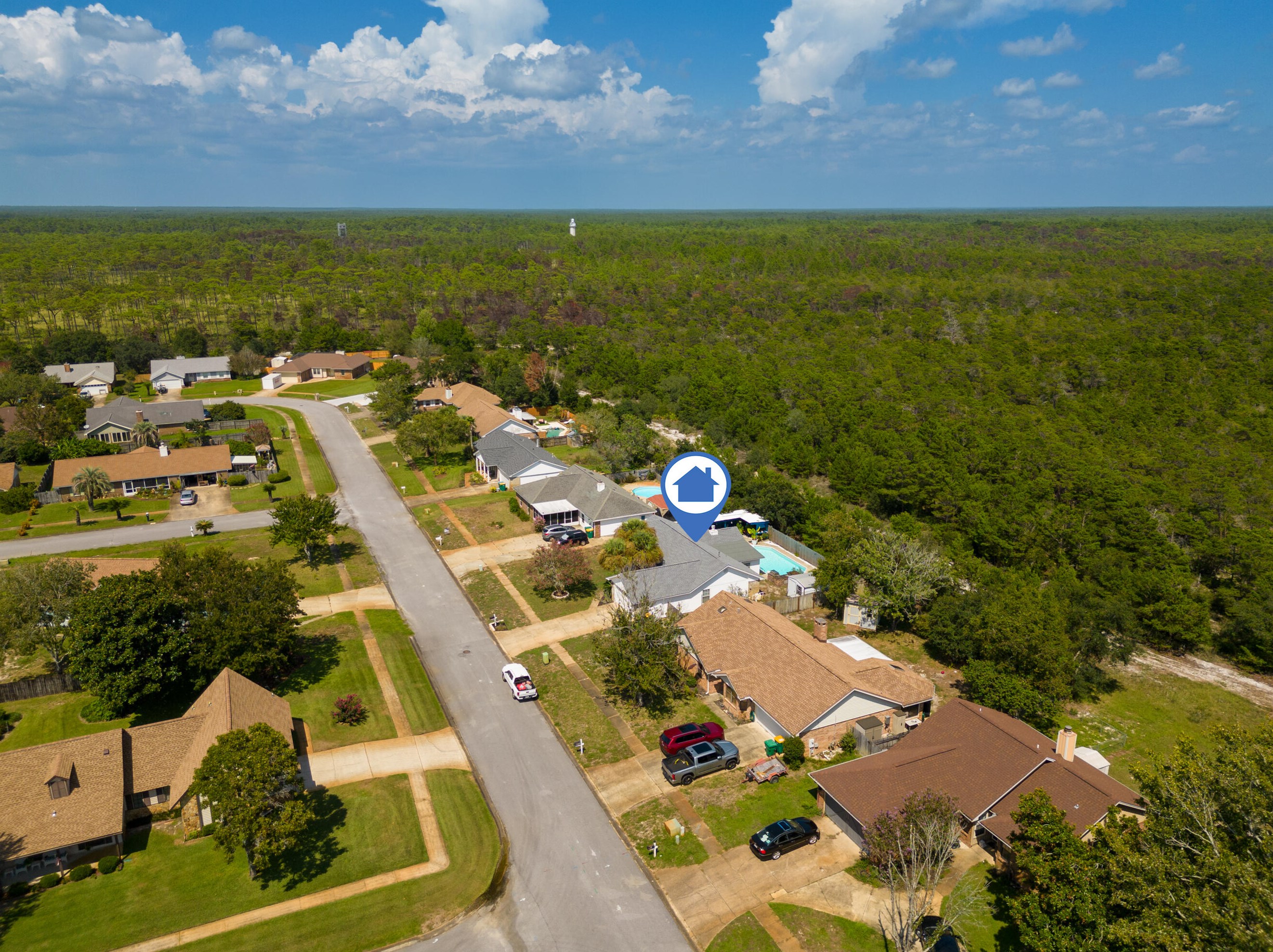 1039 Blvd De Ln Parisienne, Mary Esther FL  32569-2312 exterior