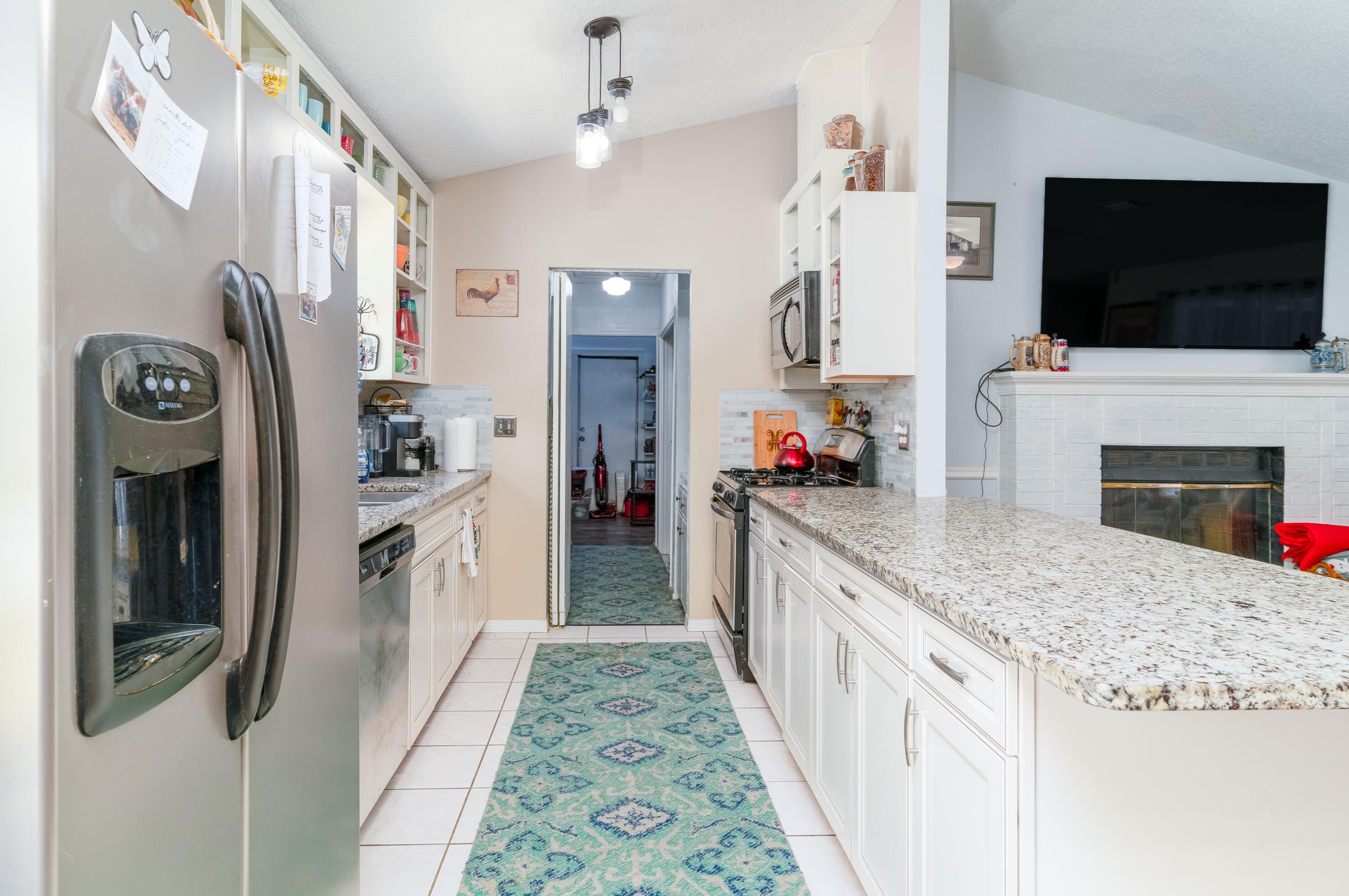 1039 Blvd De Ln Parisienne, Mary Esther FL  32569-2312 exterior