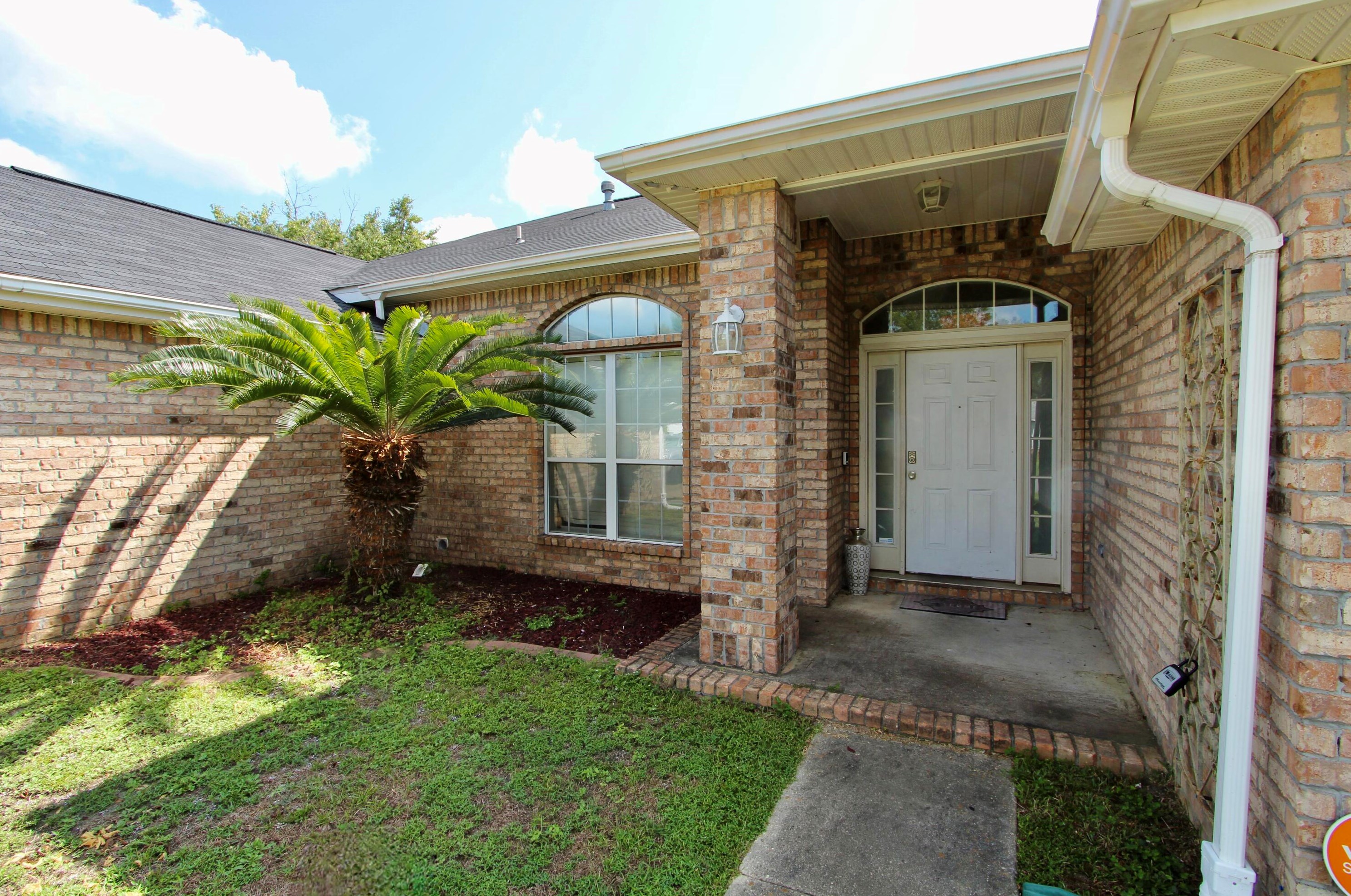5624 Brook Dr, Crestview FL  32539-9074 exterior