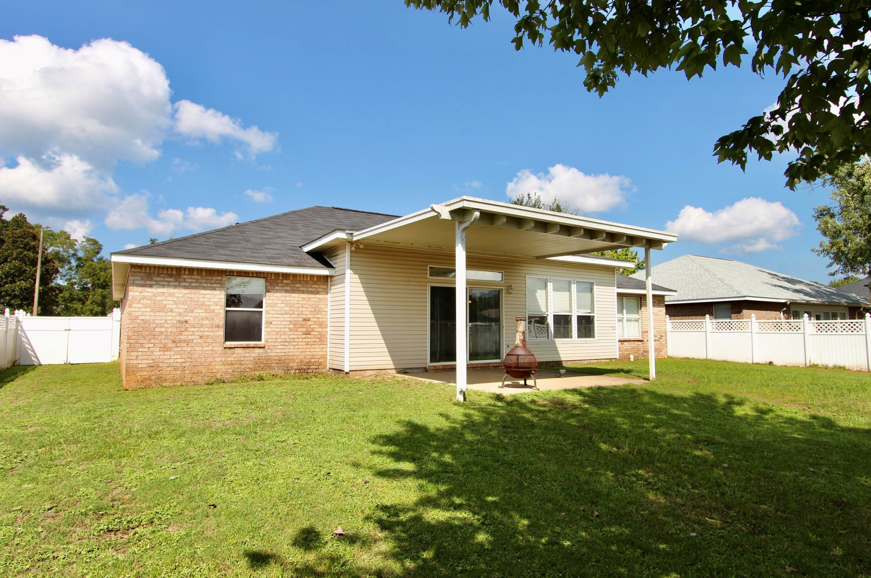 5624 Brook Dr, Crestview FL  32539-9074 exterior