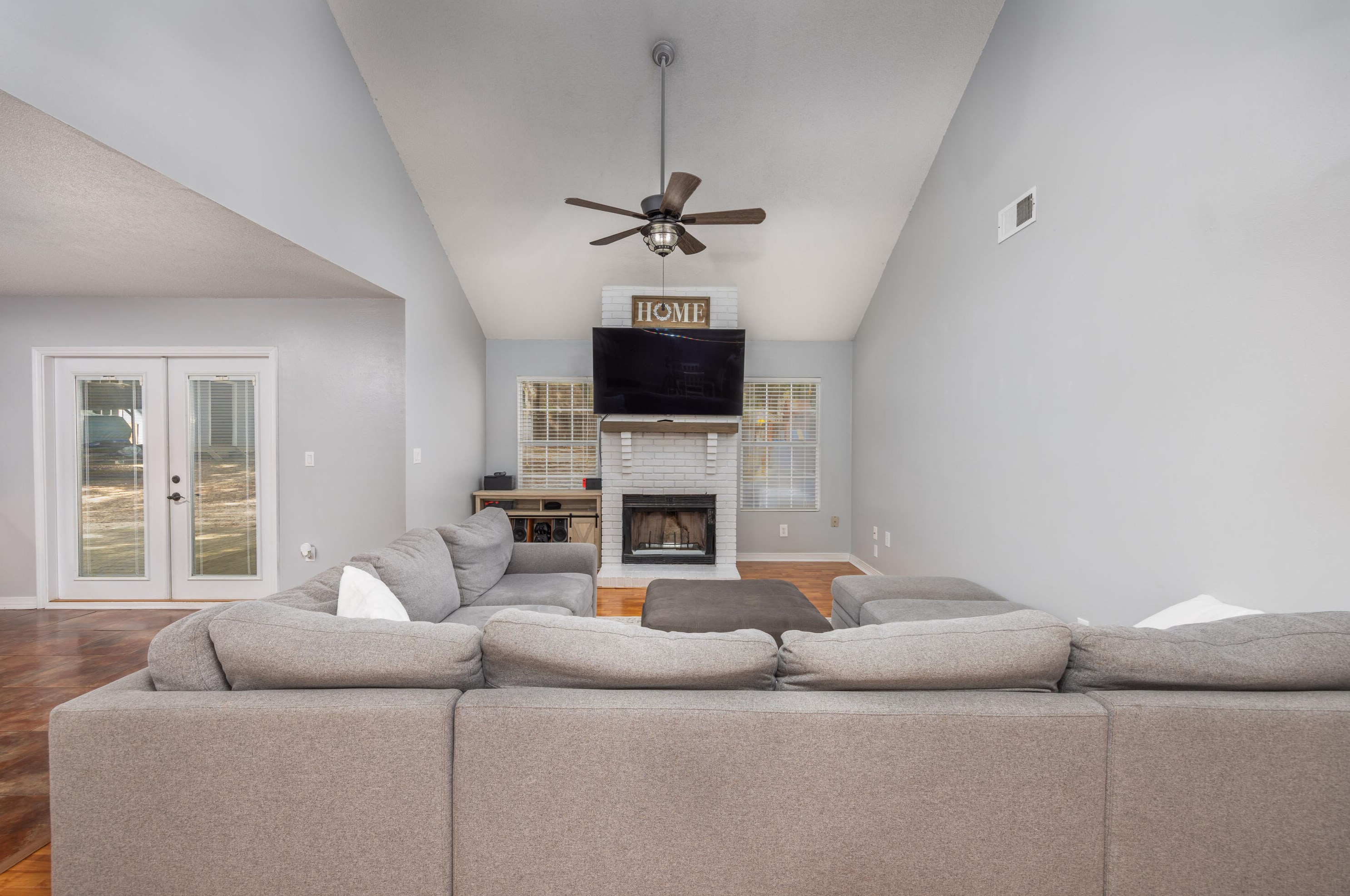 5928 Creekside Cir, Crestview FL  32536-9398 exterior