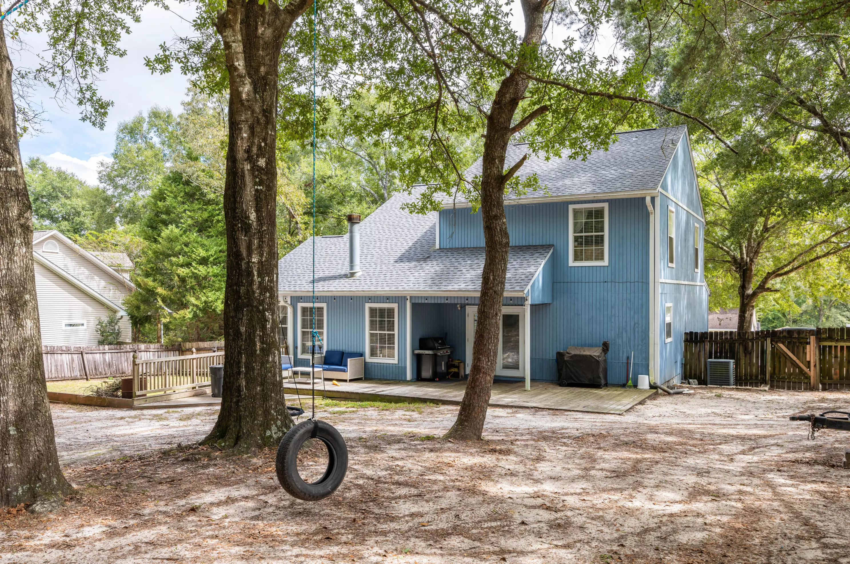 5928 Creekside Cir, Crestview FL  32536-9398 exterior