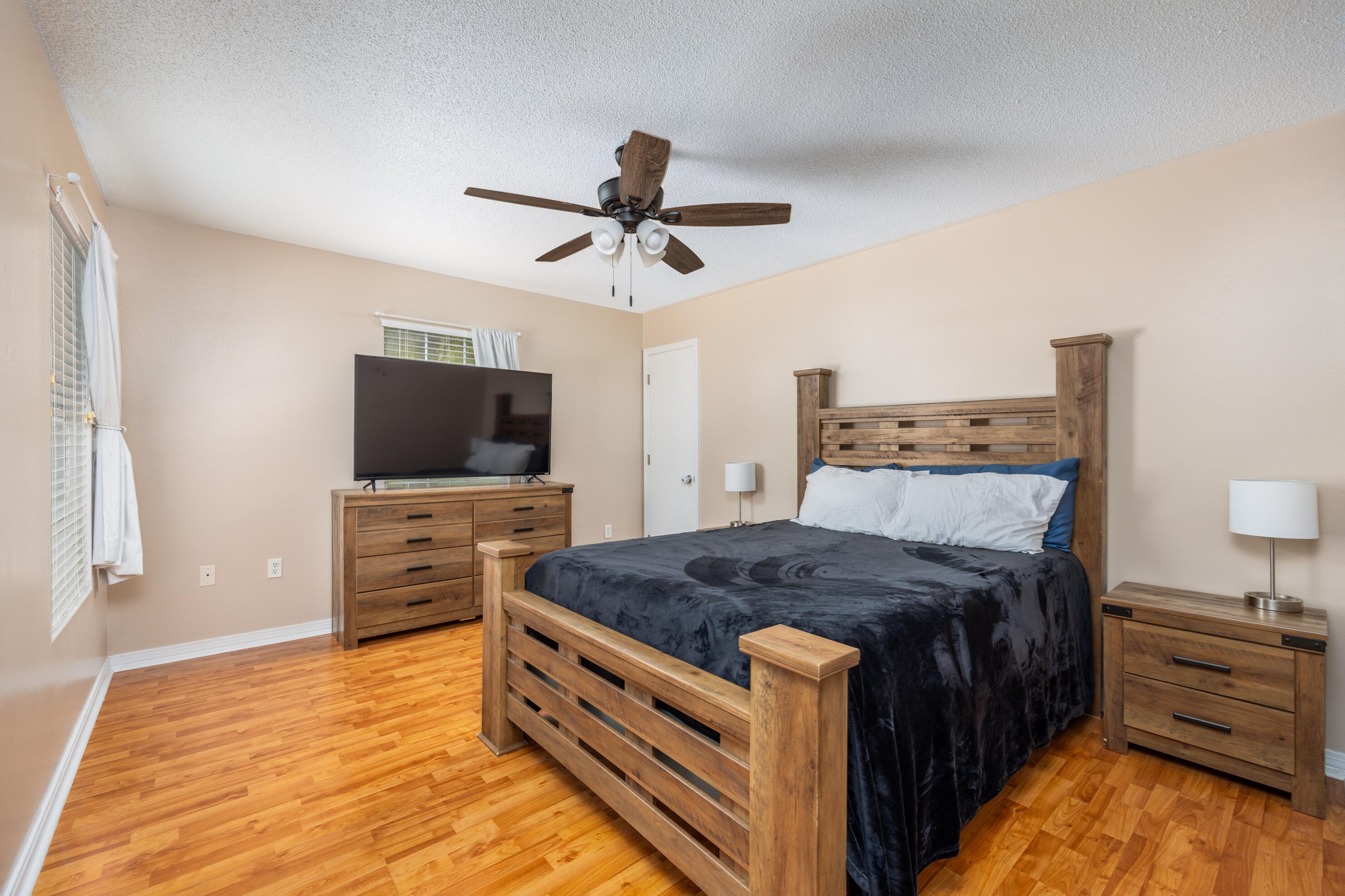 5928 Creekside Cir, Crestview FL  32536-9398 exterior