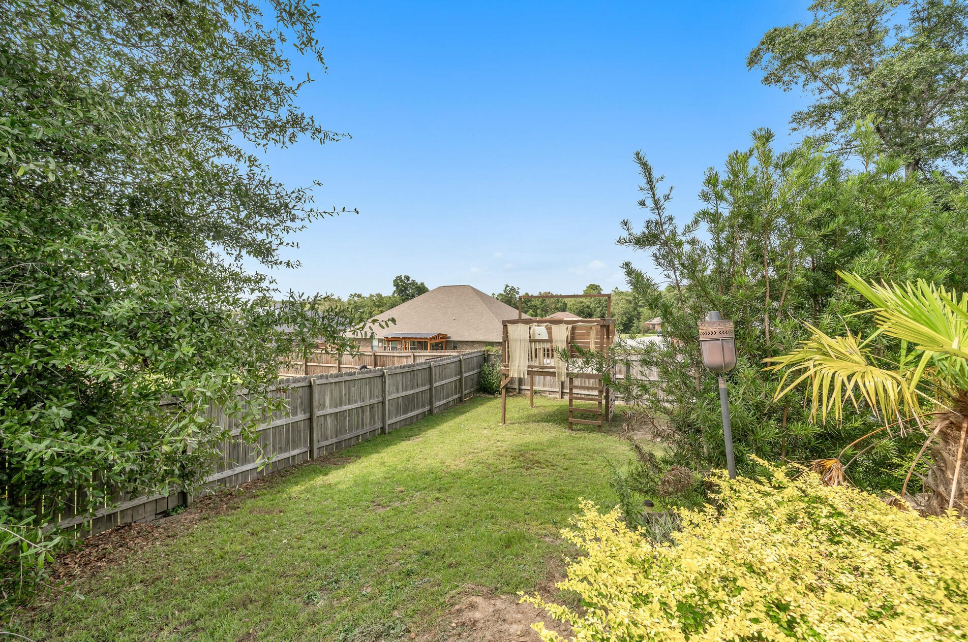 6217 Plum Orchard Way, Crestview FL  32536-4370 exterior
