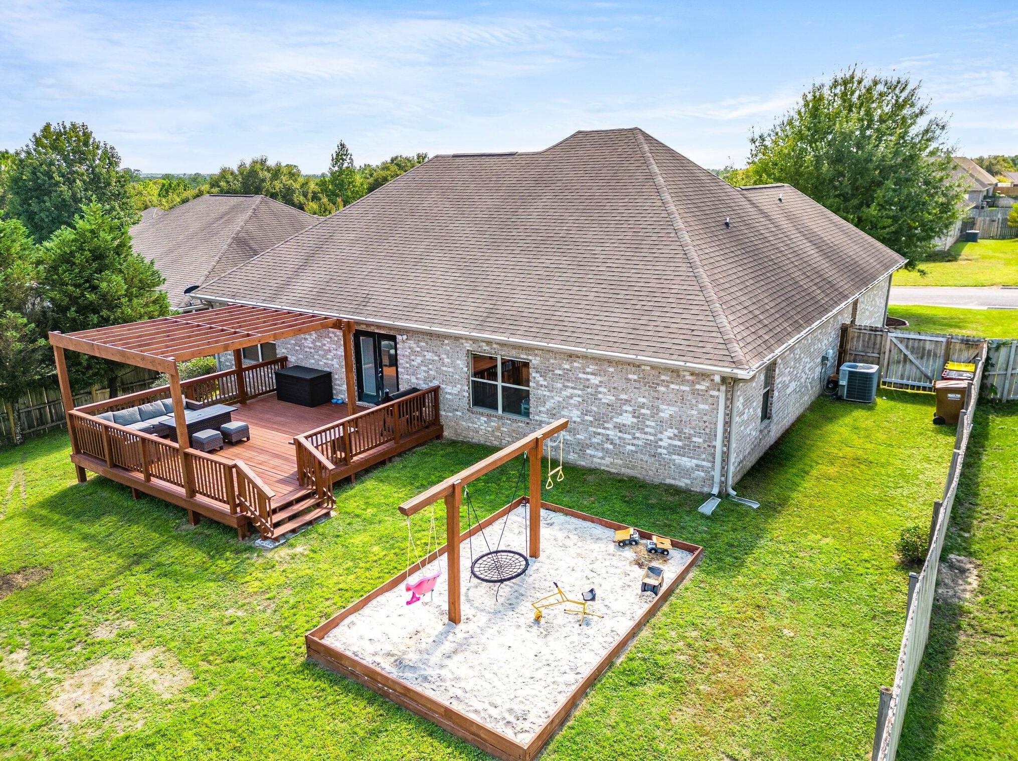 604 Rowan Cir, Crestview FL 32536-2262 exterior